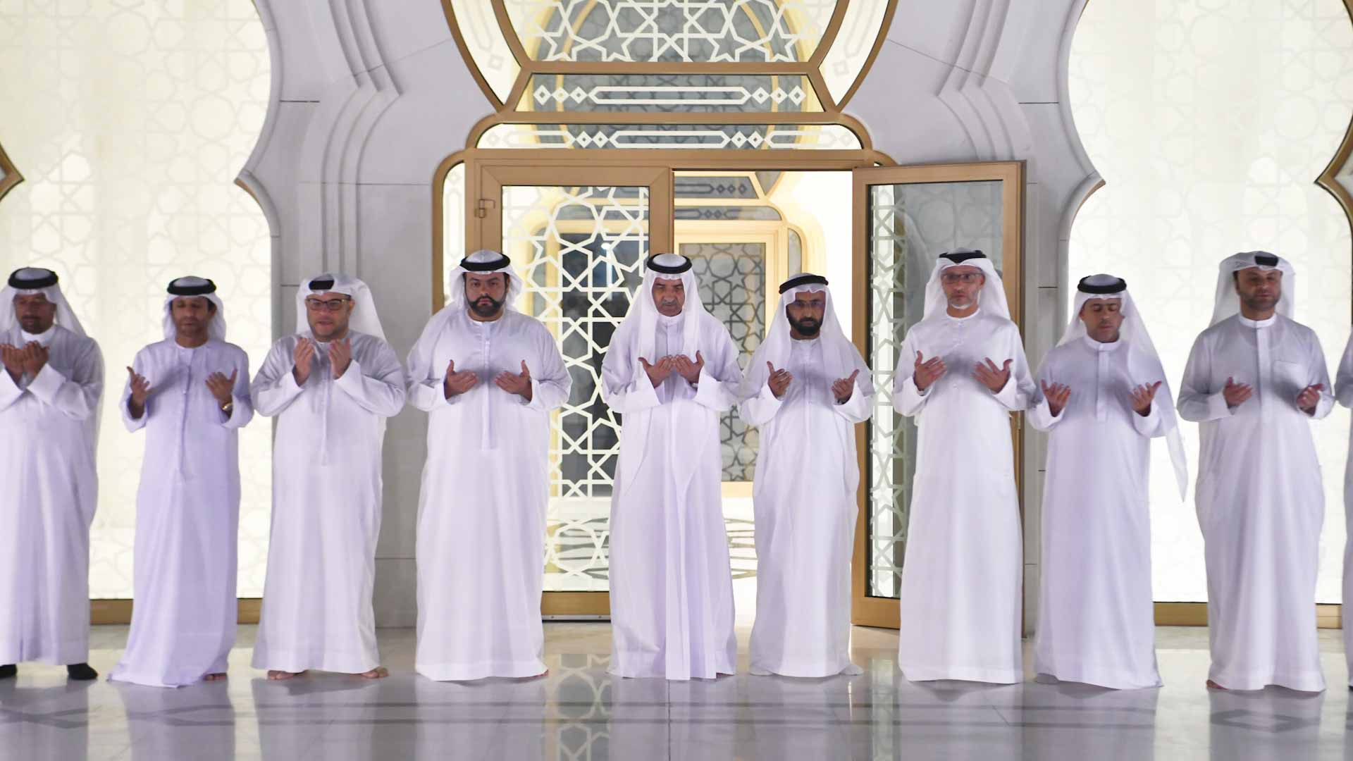Image for the title: Fujairah Ruler, Crown Prince visit Sheikh Zayed's mausoleum 