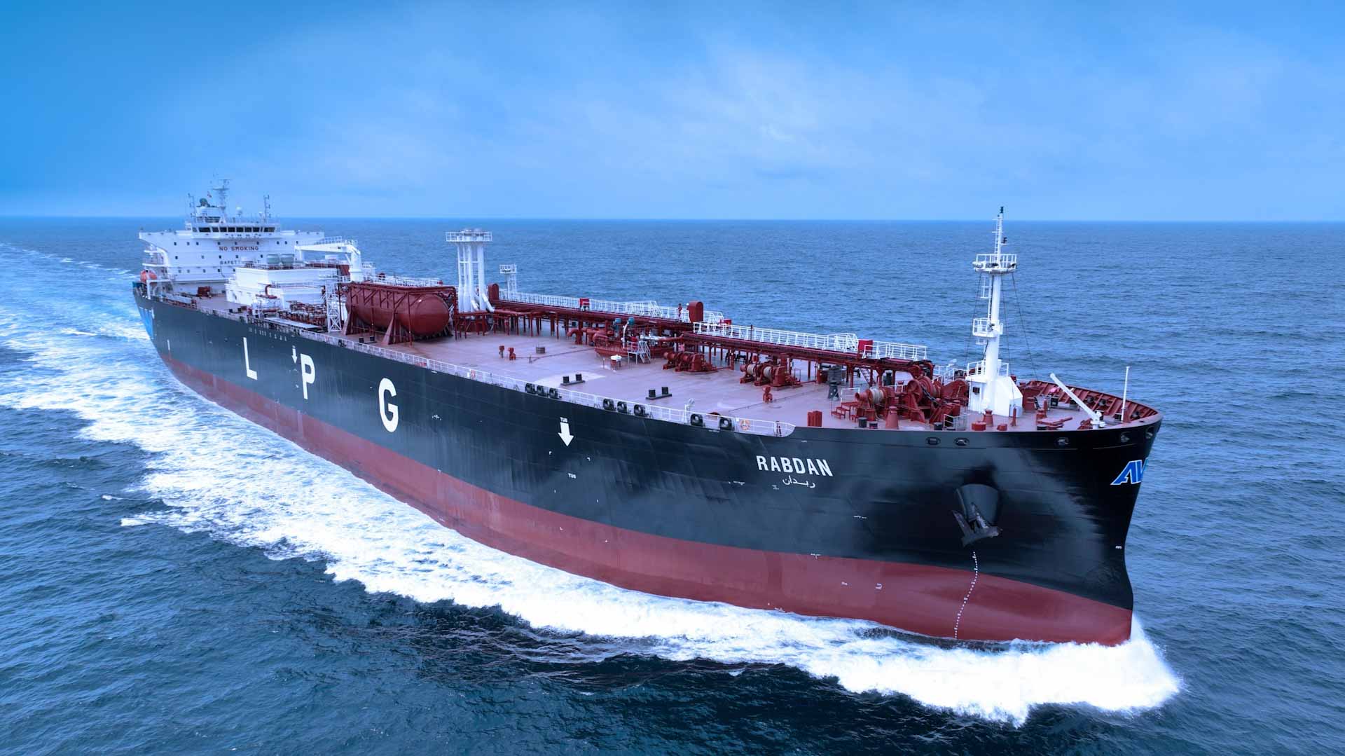 صورة بعنوان: "أدنوك للإمداد" تضيف 5 ناقلات غاز عملاقة لأسطولها الدولي للشحن 