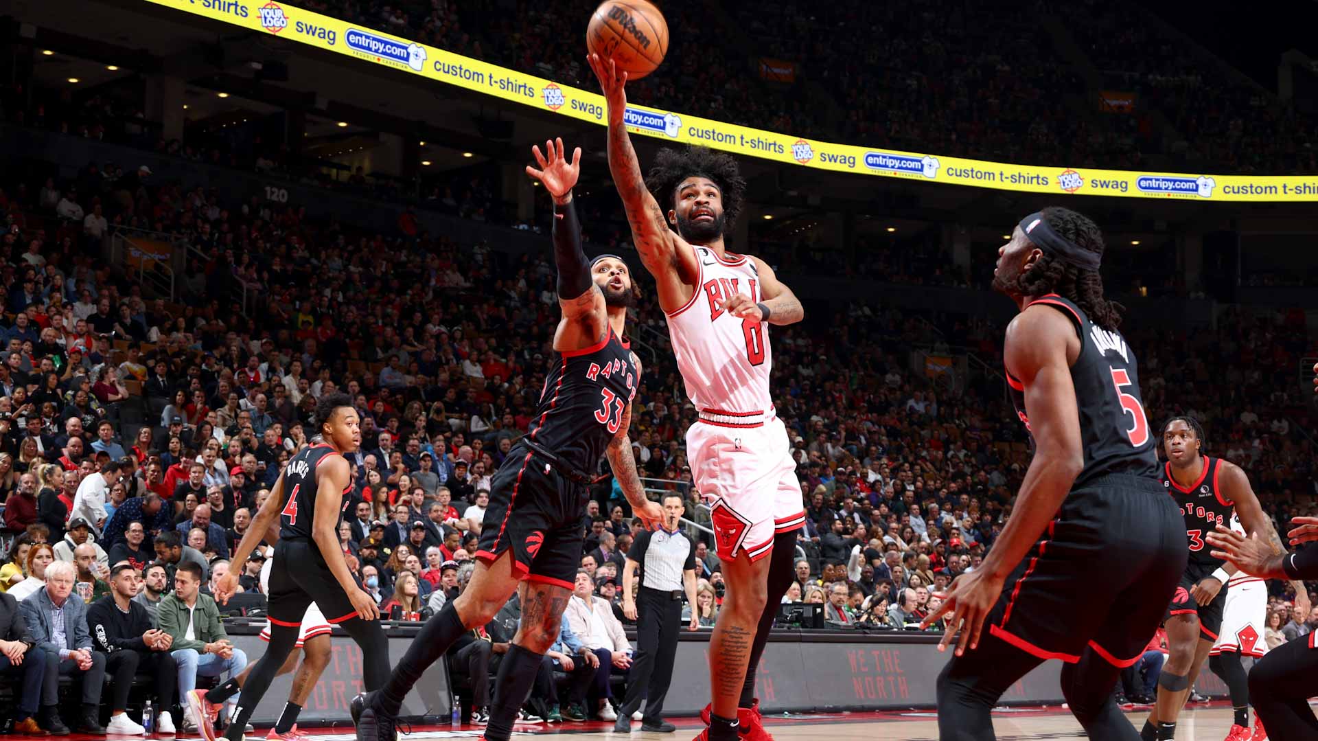 صورة بعنوان: شيكاغو يقصي تورنتو من الملحق الفاصل في الدوري الأميركي للسلة 