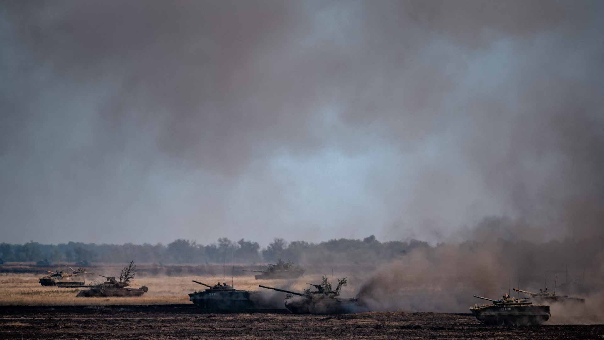 Image for the title: Air ambulance helicopter crashes in Russia's Volgograd region 