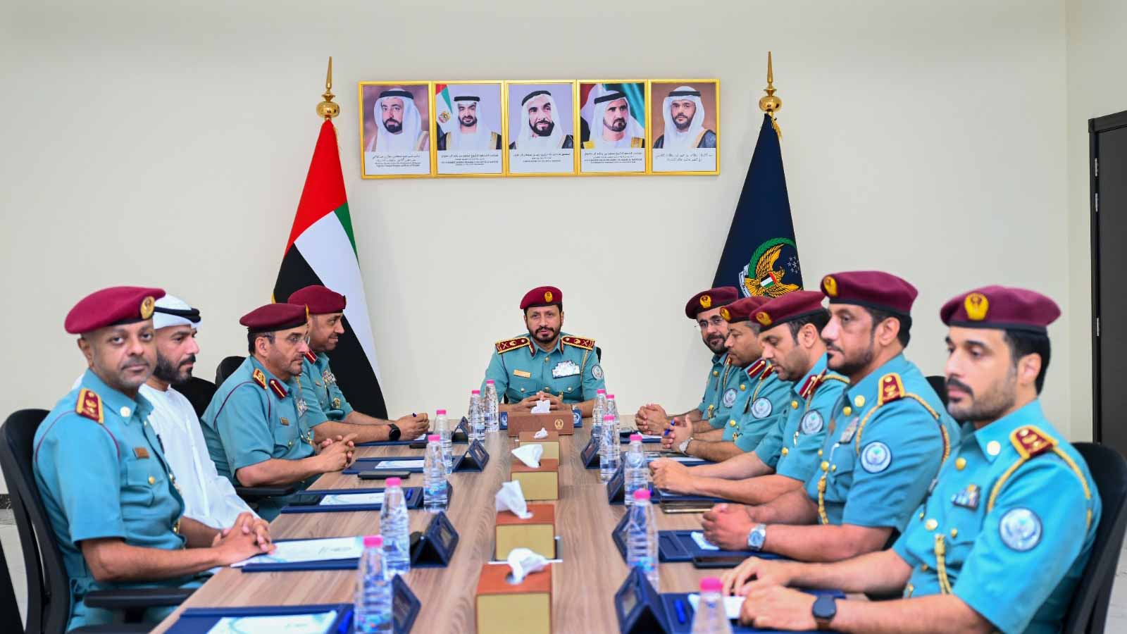 صورة بعنوان: اللجنة العليا بشرطة الشارقة تناقش عدداً من الموضوعات الأمنية  