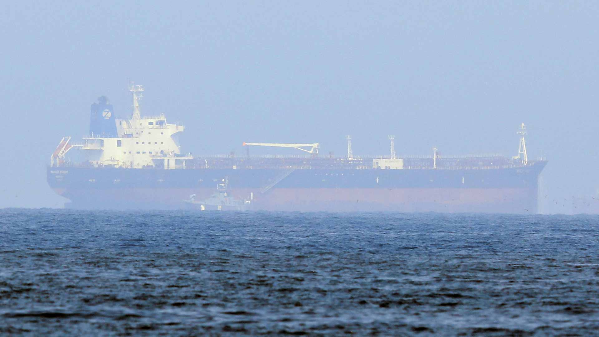 Image for the title: US Navy accuses Iran of seizing oil tanker off Oman 