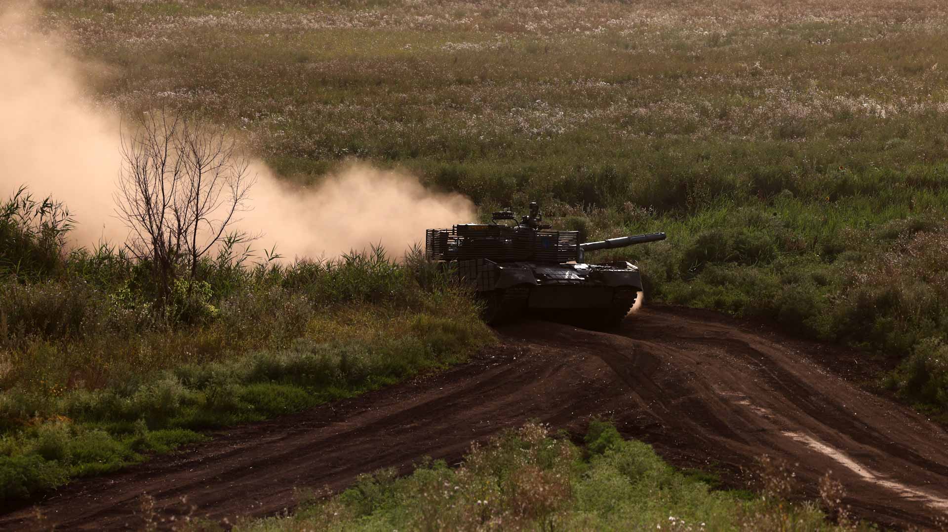 Image for the title: Russia says thwarted Ukraine attack on Black Sea naval base 