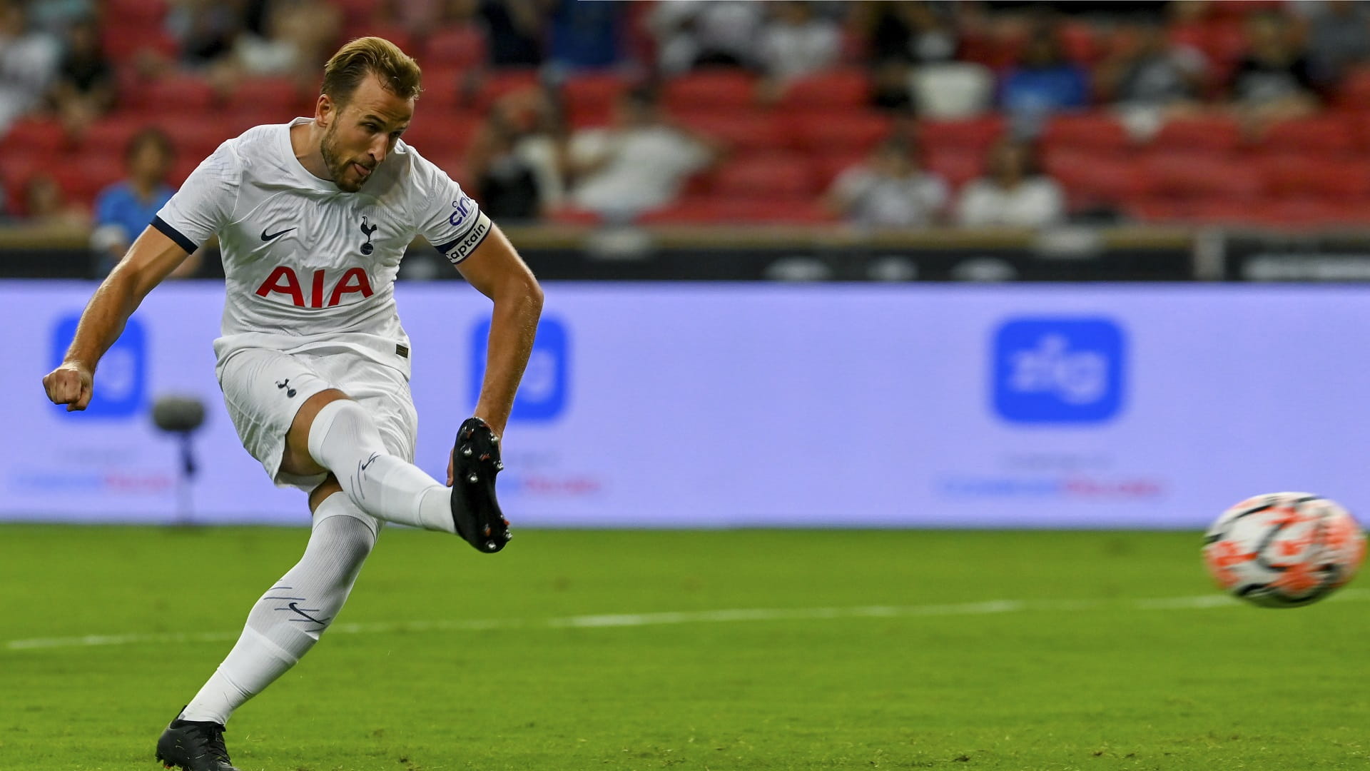 صورة بعنوان: بايرن ميونخ يعلن رسمياً تعاقده مع النجم الإنجليزي هاري كين 