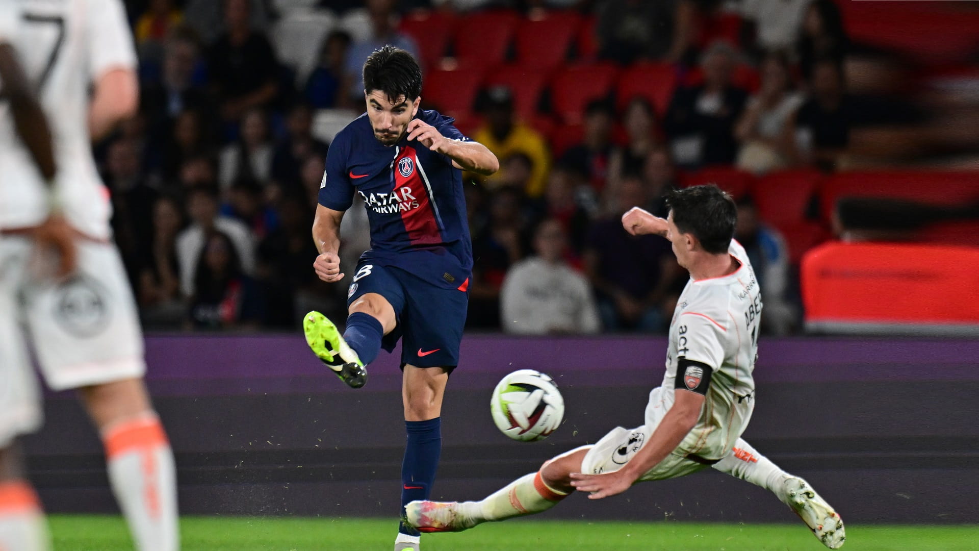 صورة بعنوان: سان جيرمان يتعادل سلباً أمام لوريان في الدوري الفرنسي 