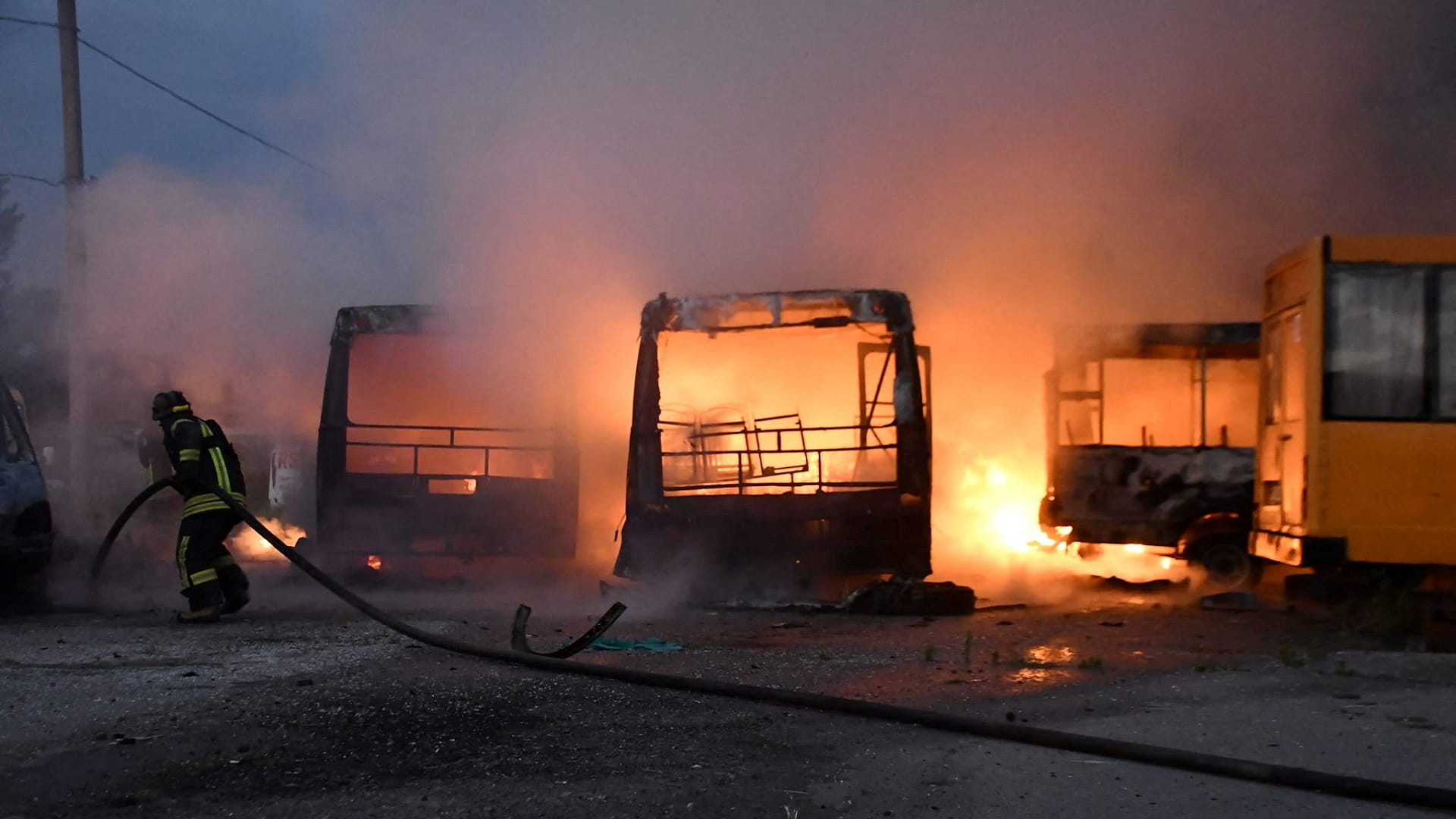 صورة بعنوان: أوكرانيا: مقتل 3 في قصف روسي على خيرسون وخاركيف 