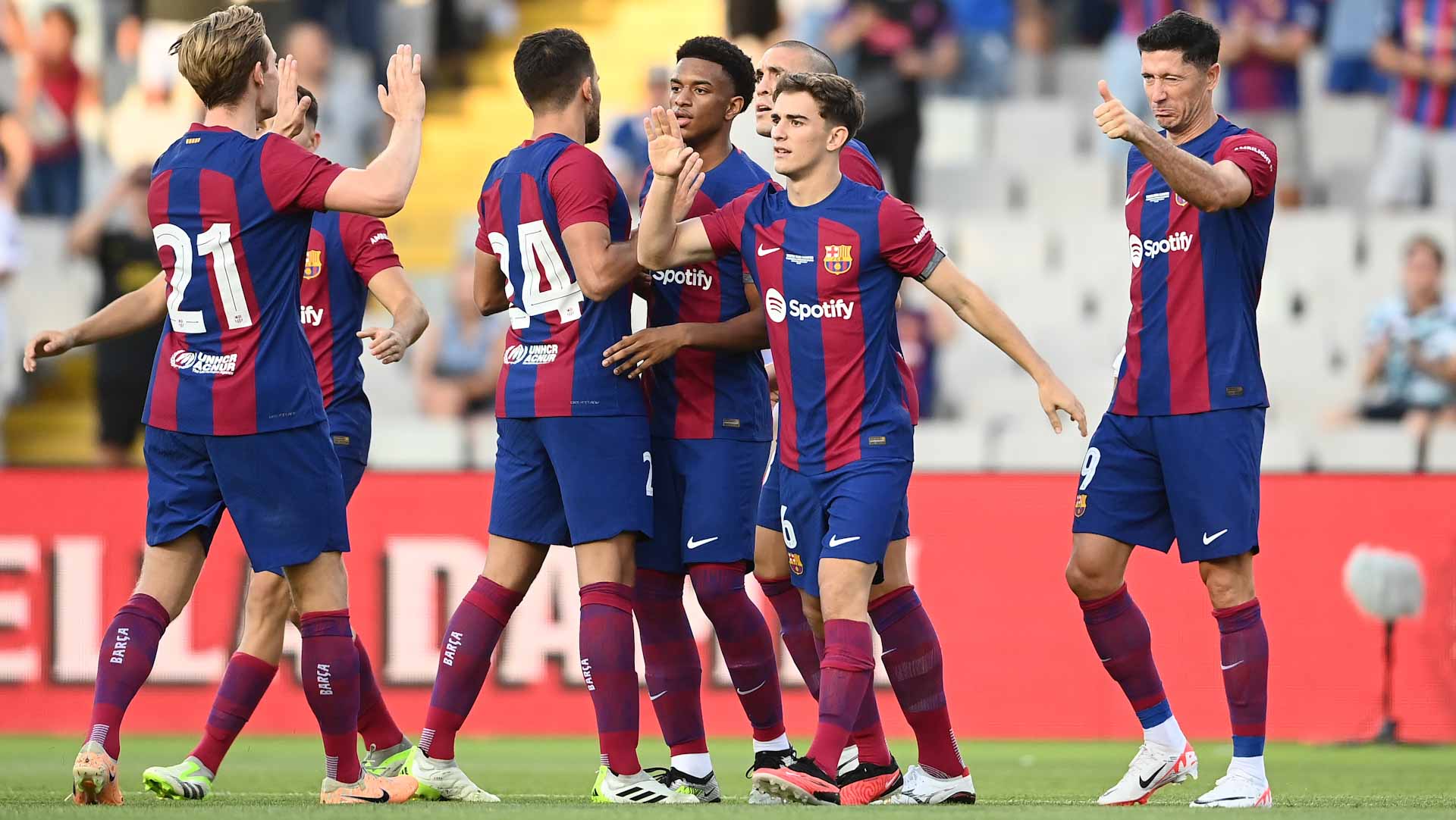 صورة بعنوان: برشلونة يتوج بلقب بطولة كأس جوهان جامبر الودية 