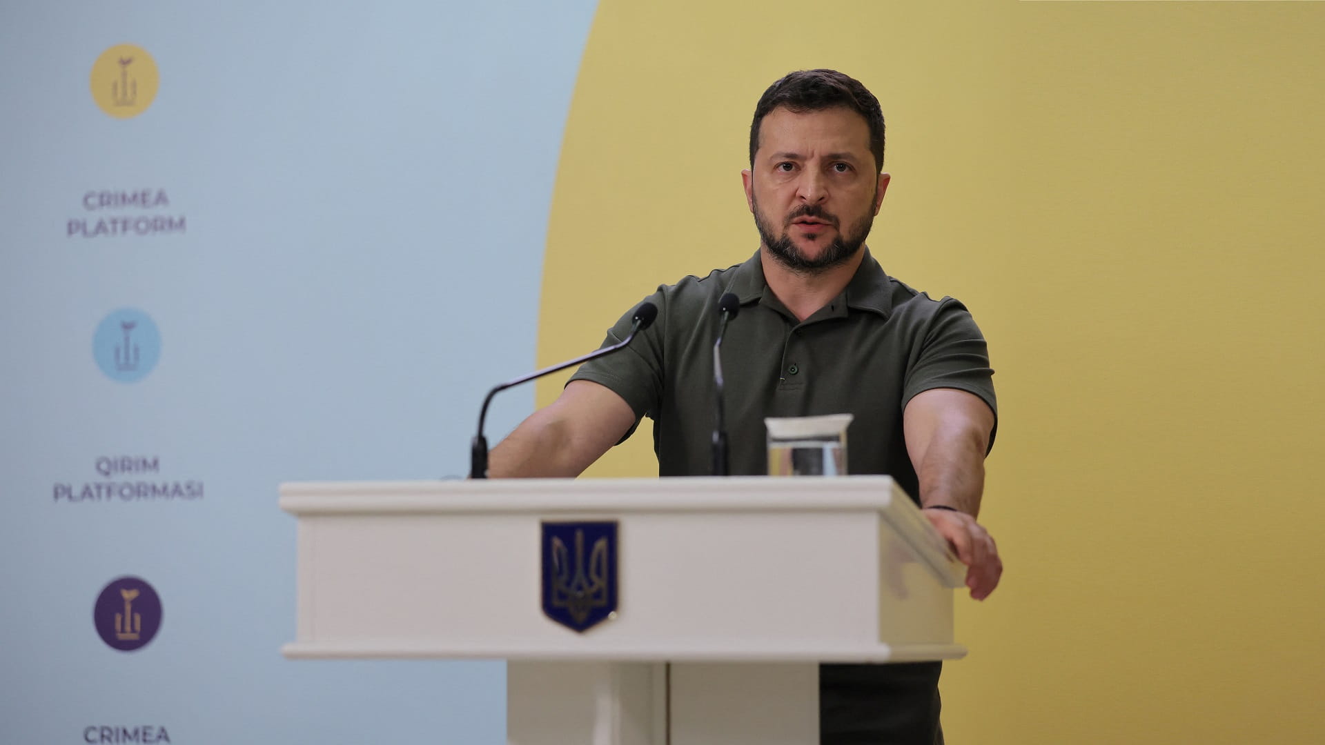 صورة بعنوان: زيلينسكي: لسنا متورطين بوفاة قائد مجموعة فاغنر الروسية 