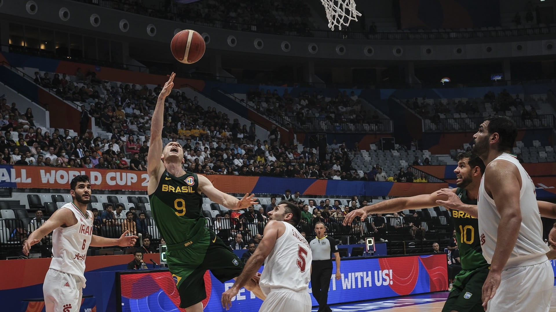 صورة بعنوان: منتخب البرازيل يقسو على إيران في كأس العالم لكرة السلة 