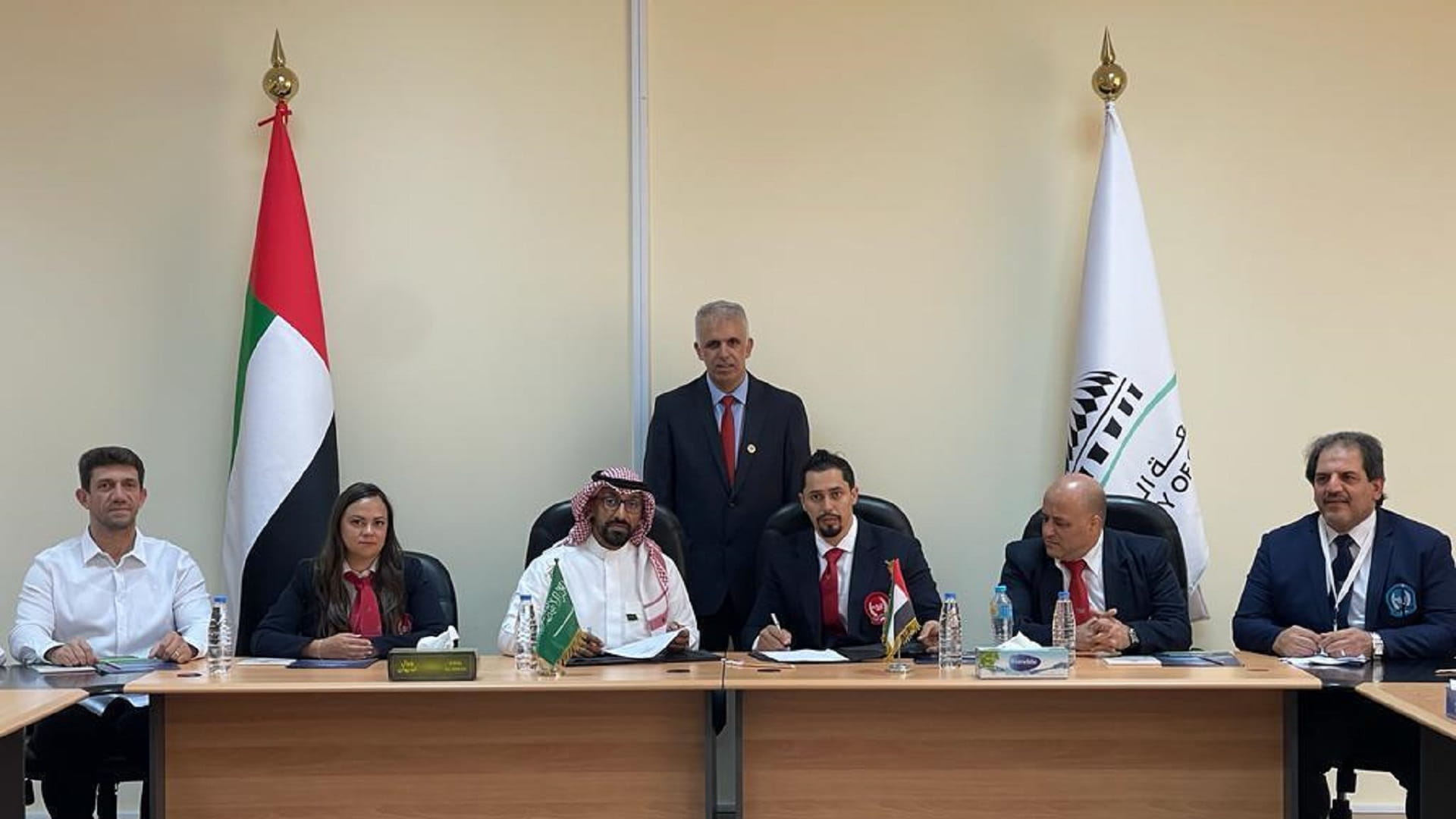 صورة بعنوان: الإمارات والسعودية توقعان مذكرة تعاون رياضي في القوة البدنية 