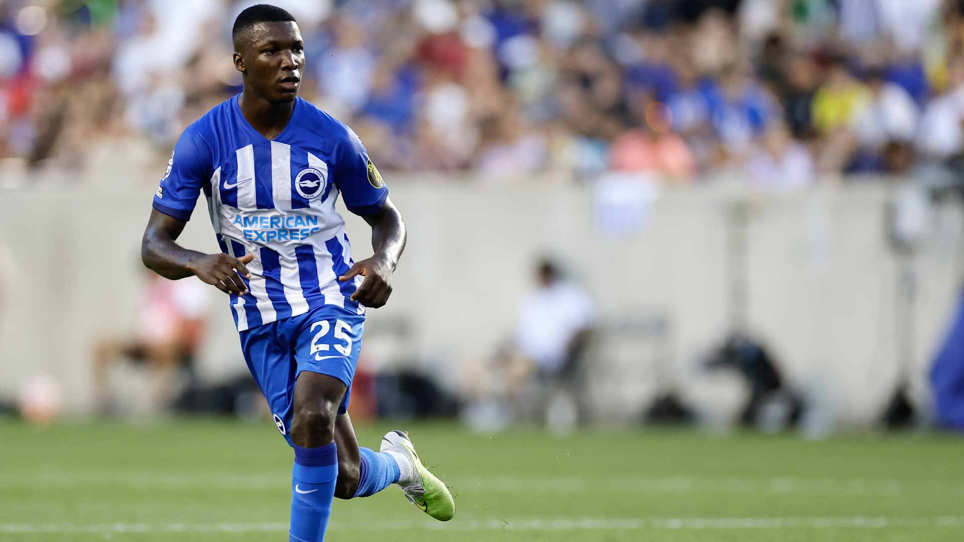 صورة بعنوان: نادي تشيلسي يتعاقد رسمياً مع الإكوادوري كايسيدو لاعب برايتون 