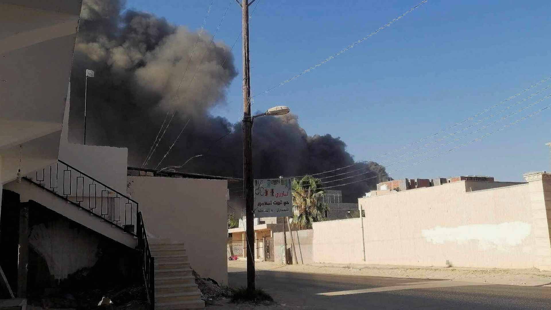 صورة بعنوان: بعد اشتباكات عنيفة...قائد الفصيل الليبي المحتجز يعود إلى وحدته 