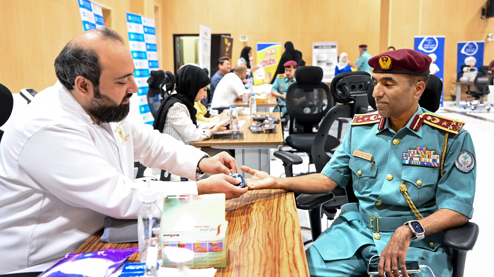 صورة بعنوان: شرطة الشارقة تعزز الحياة الصحية لمنتسبيها بحملة "وقاية وتعايش" 