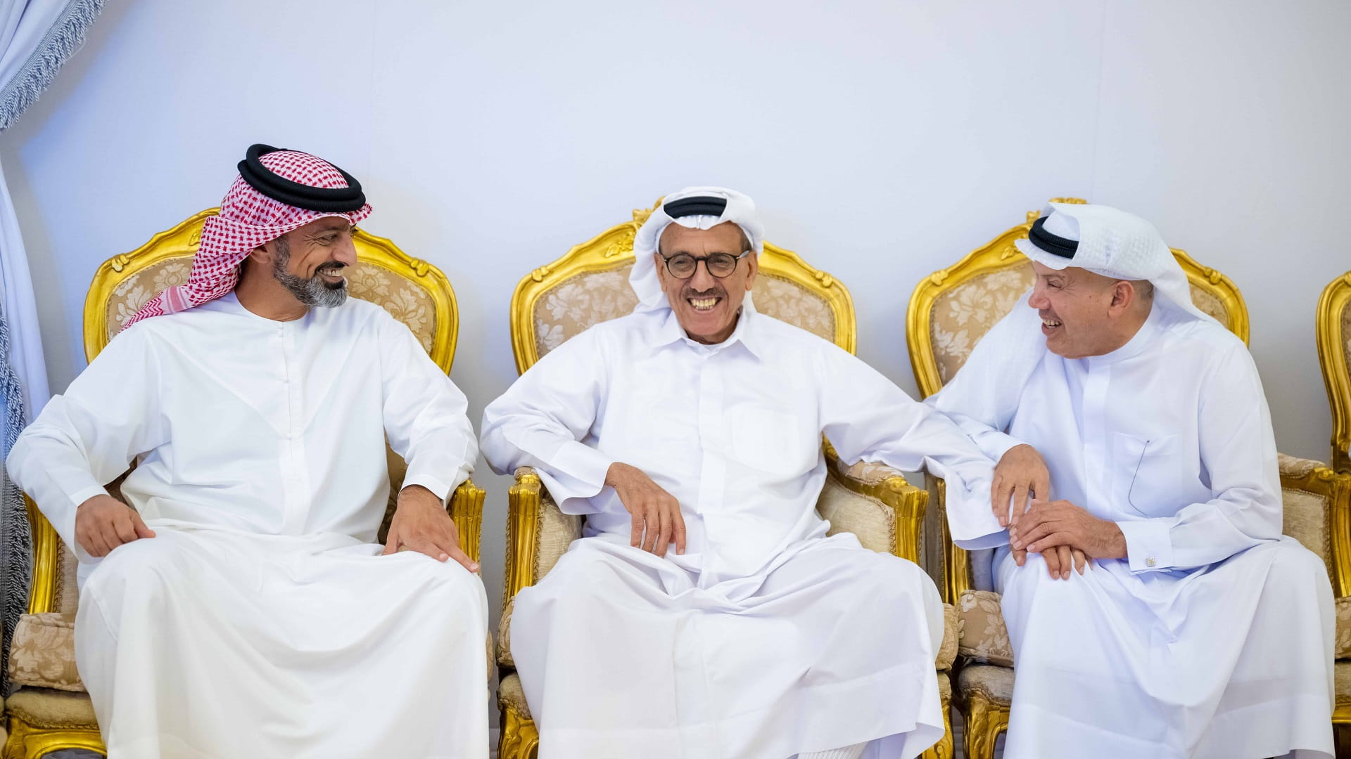 صورة بعنوان: ولي عهد عجمان يتقبل التعازي في وفاة الشيخ سعود النعيمي 