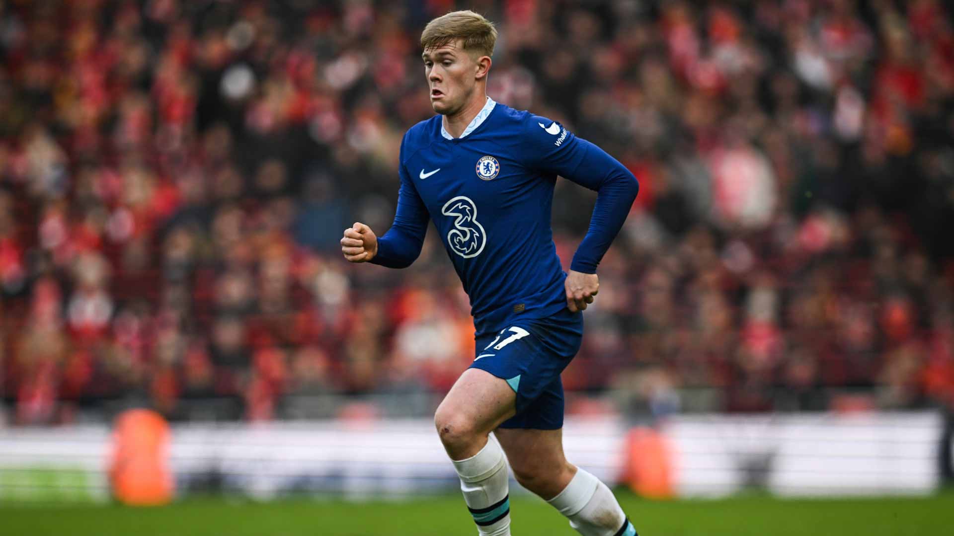 صورة بعنوان: نيوكاسل يتعاقد مع لويس هال من تشيلسي 