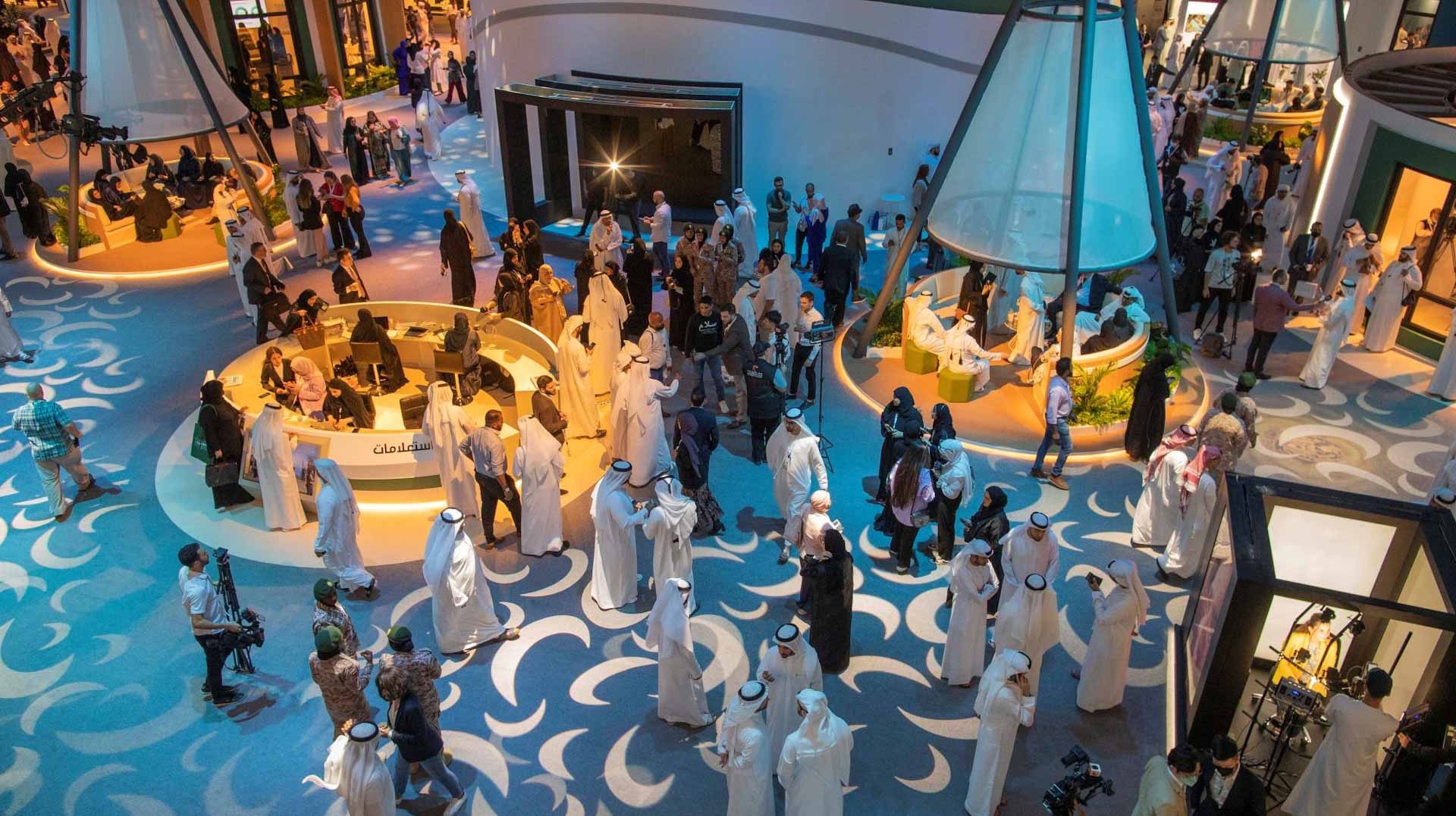 Image for the title: IGCF to unveil 'Human Capital Mgmt. in a Crisis-Ridden Wld. 