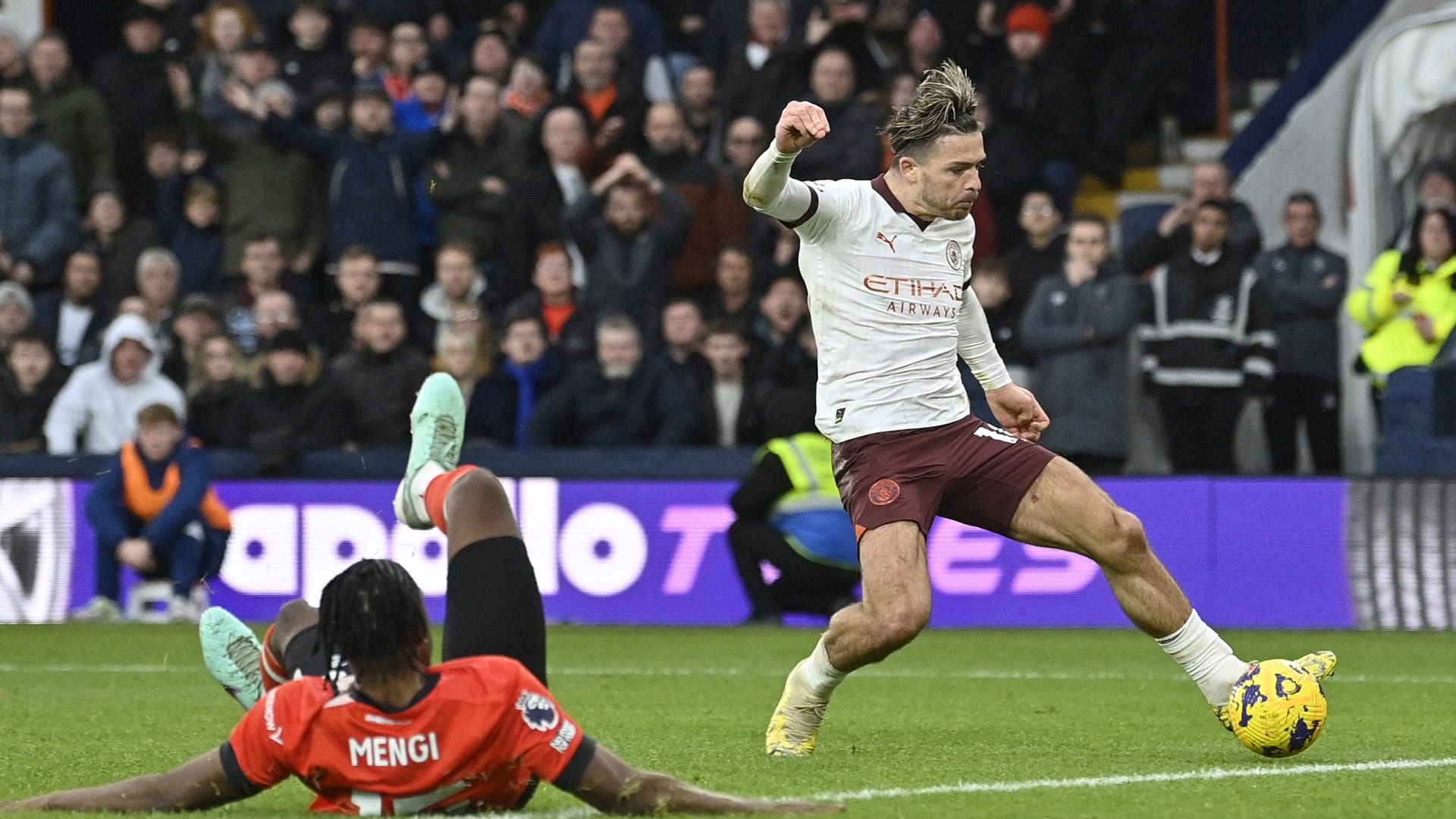 صورة بعنوان: مانشستر سيتي يستعيد نغمة الانتصارات بالدوري الإنجليزي 