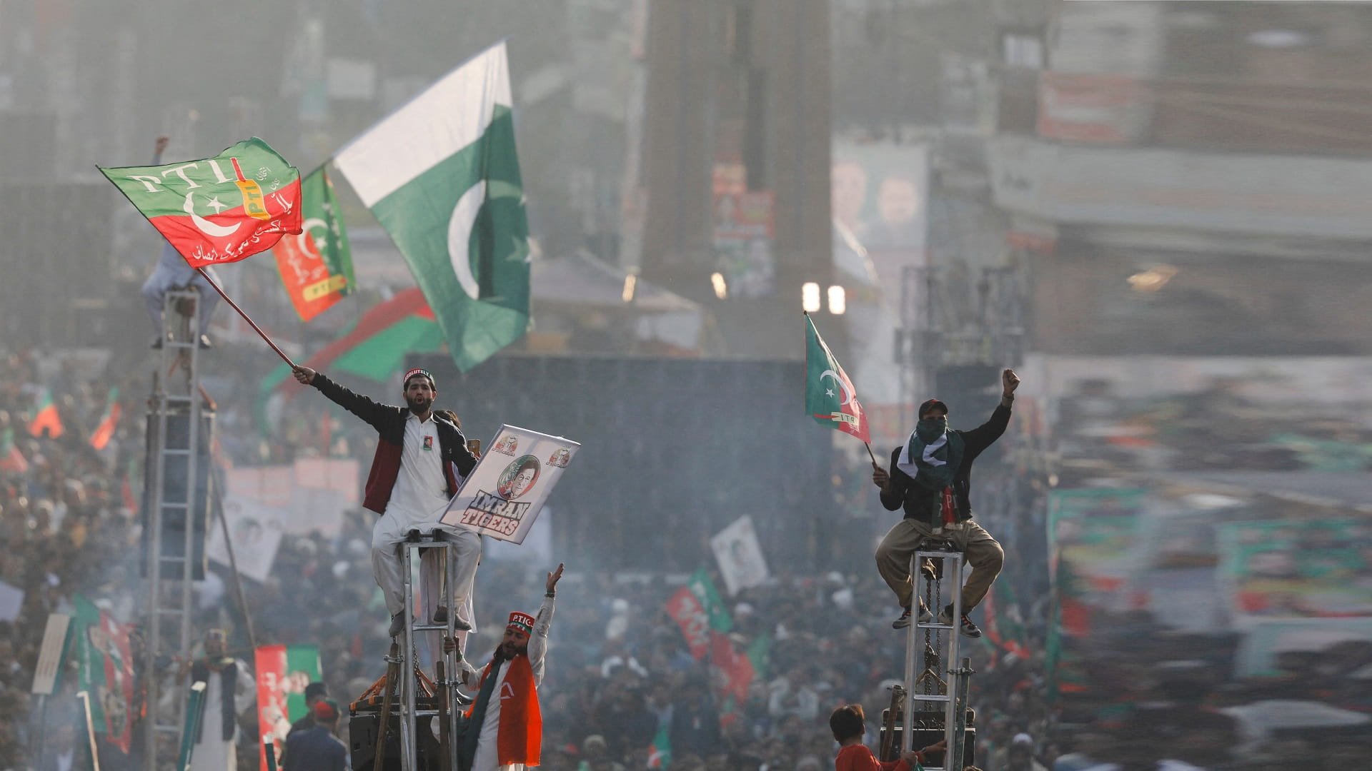 صورة بعنوان: باكستان تمدد موعد تقديم أوراق الترشح النهائي بالانتخابات حتى الأحد 