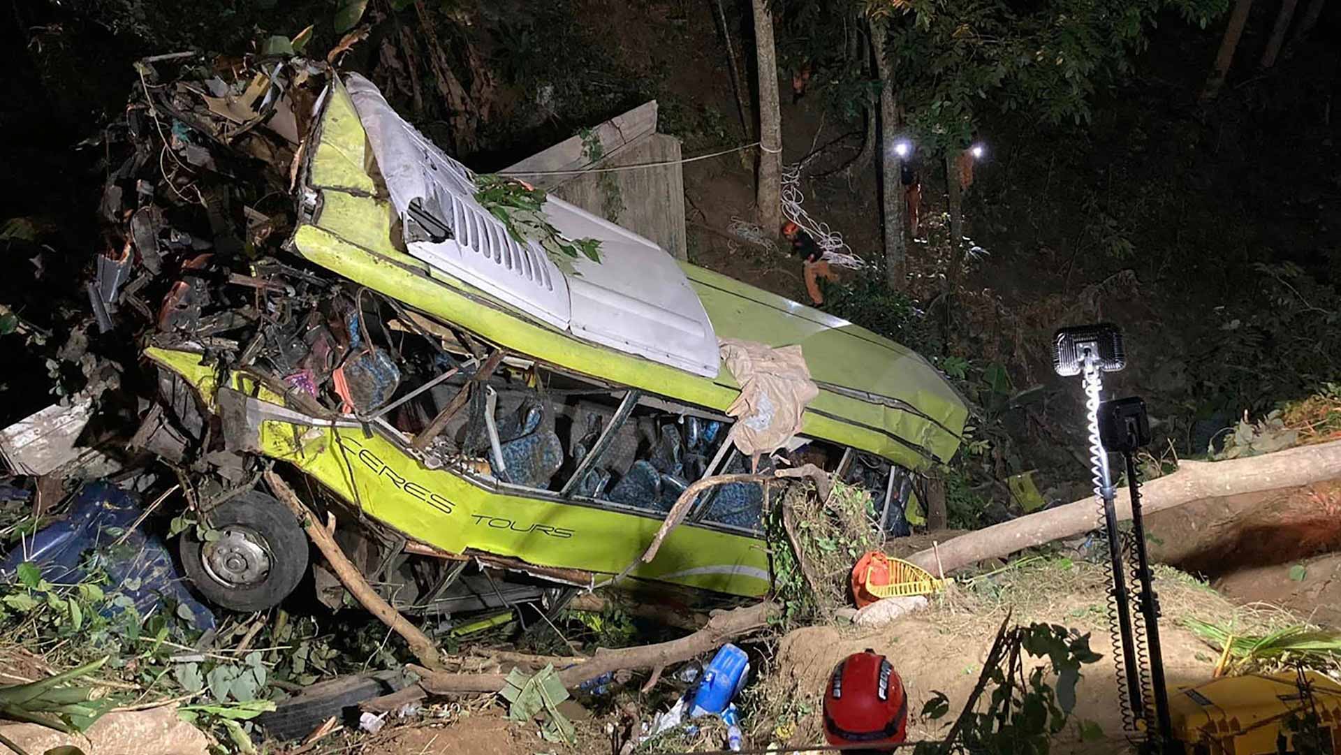 Image for the title: 17 people killed in Philippines bus crash 