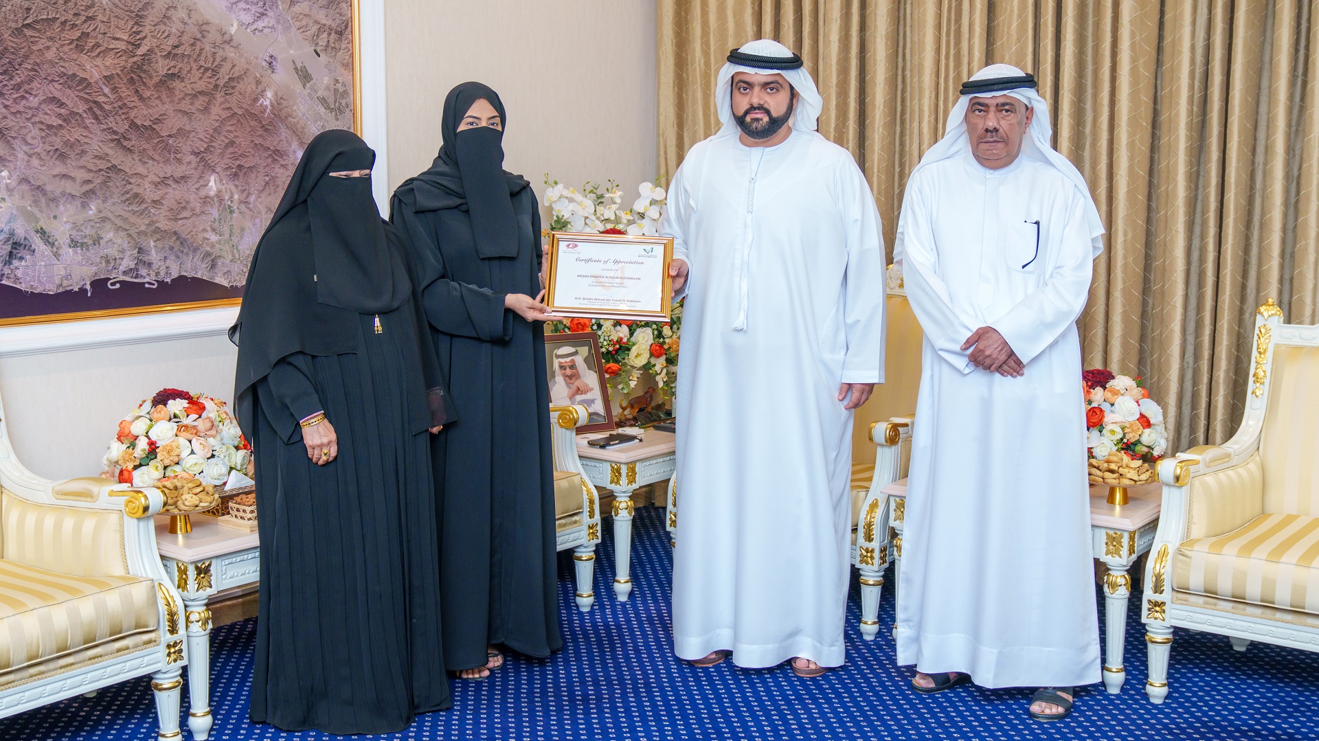 صورة بعنوان: محمد الشرقي يؤكد الحرص على الاهتمام بالمبدعين وأصحاب الإنجازات 