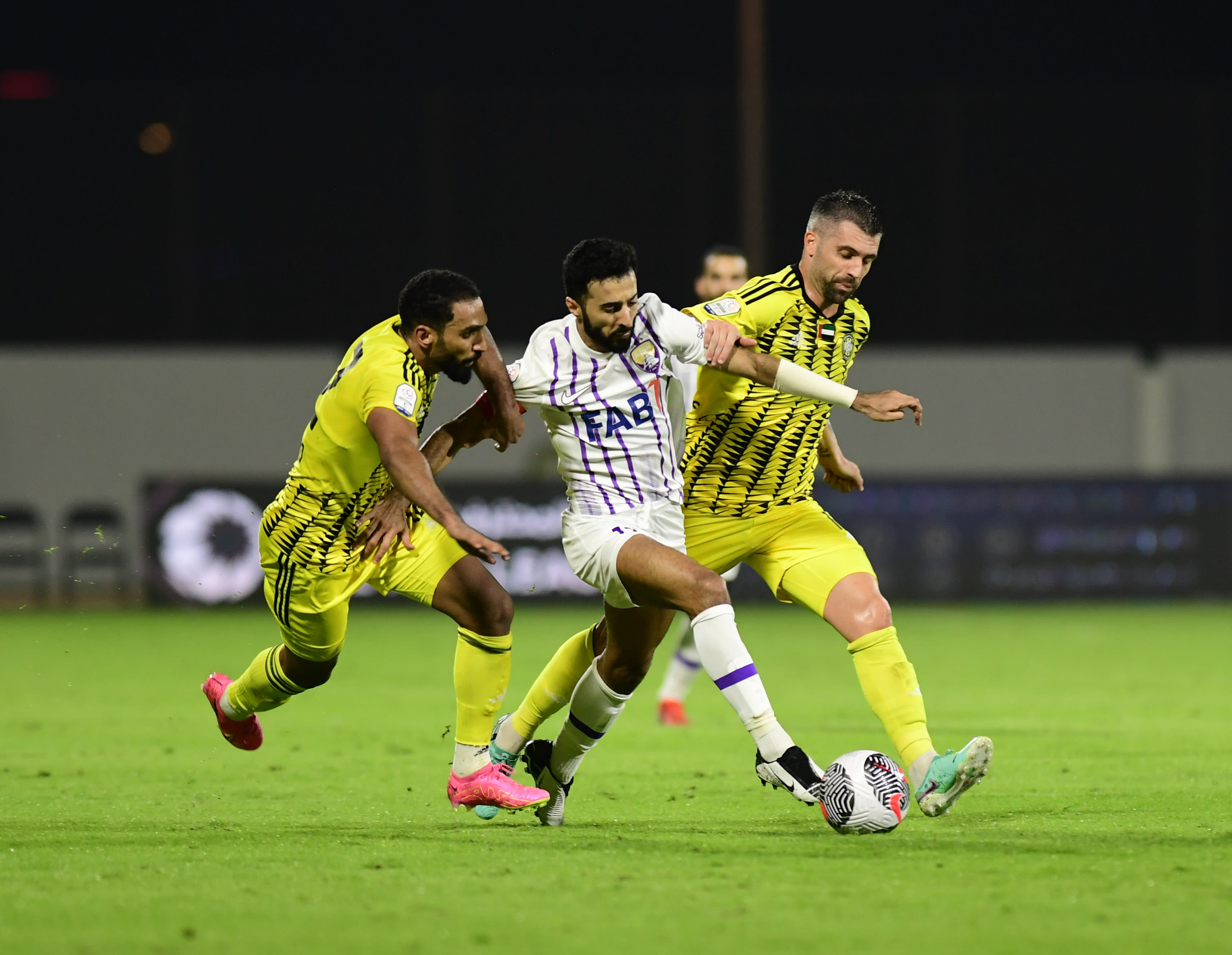 Image for the title: Ittihad Kalba draws with Al Ain in Adnoc Pro League 