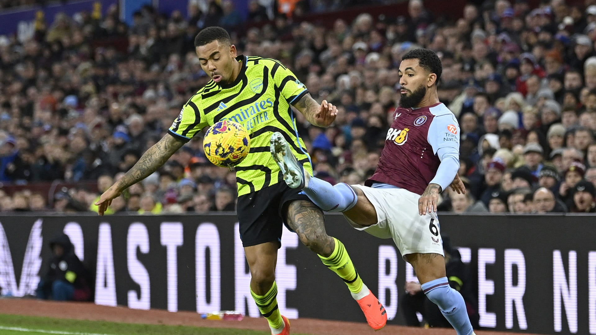 صورة بعنوان: أستون فيلا يضيف أرسنال إلى سلسلة ضحاياه في الدوري الإنجليزي 