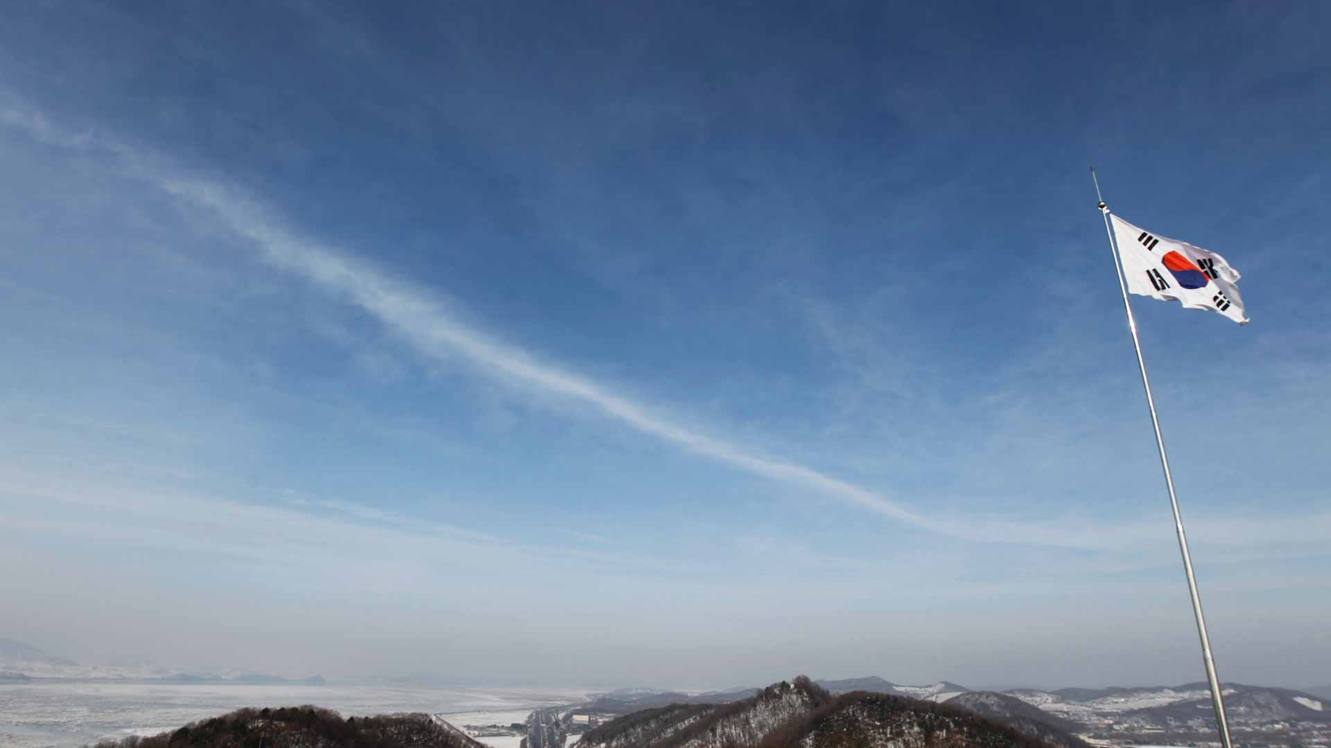 صورة بعنوان: سيؤول تعلن دخول طائرتين صينيتين و4 طائرات روسية منطقة دفاعها الجوي 