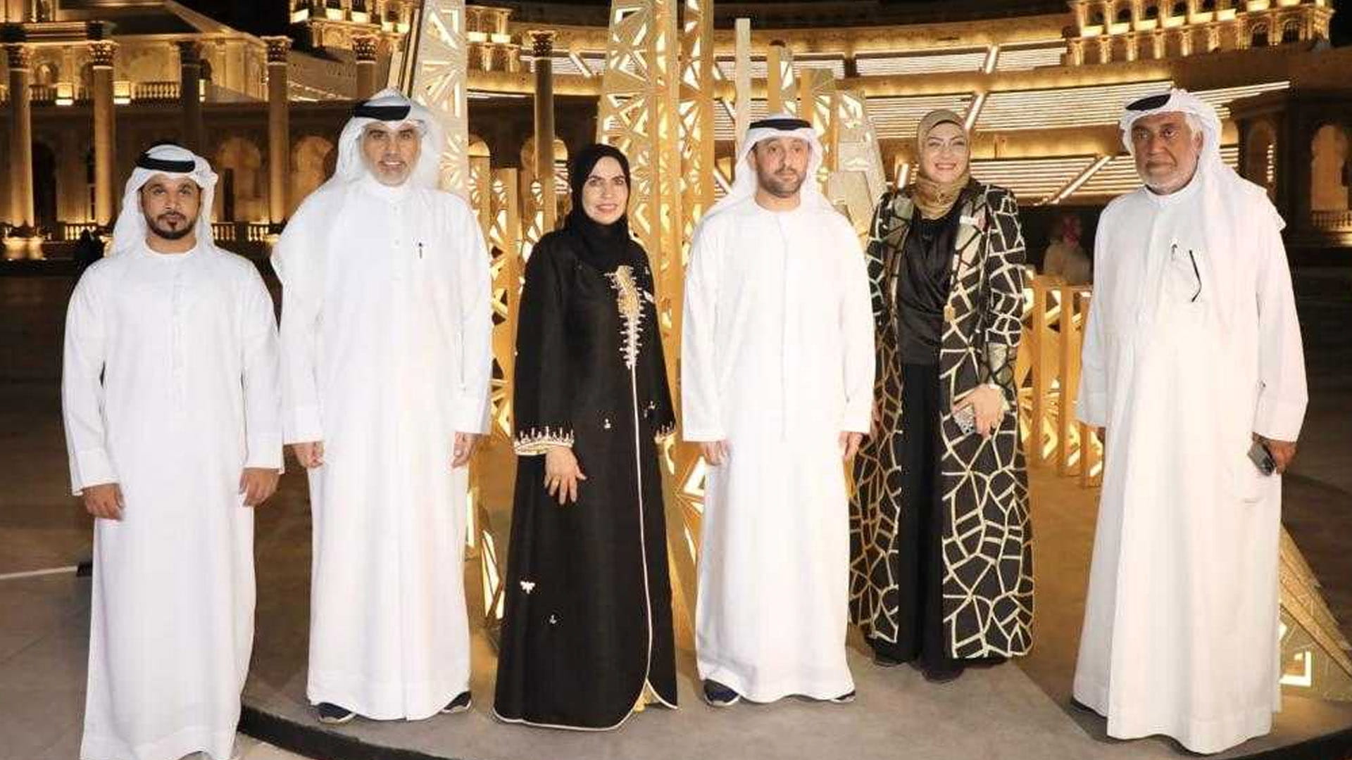 صورة بعنوان: 3معارض فنية في خورفكان وكلباء تلامس روح الفنون الإسلامية 