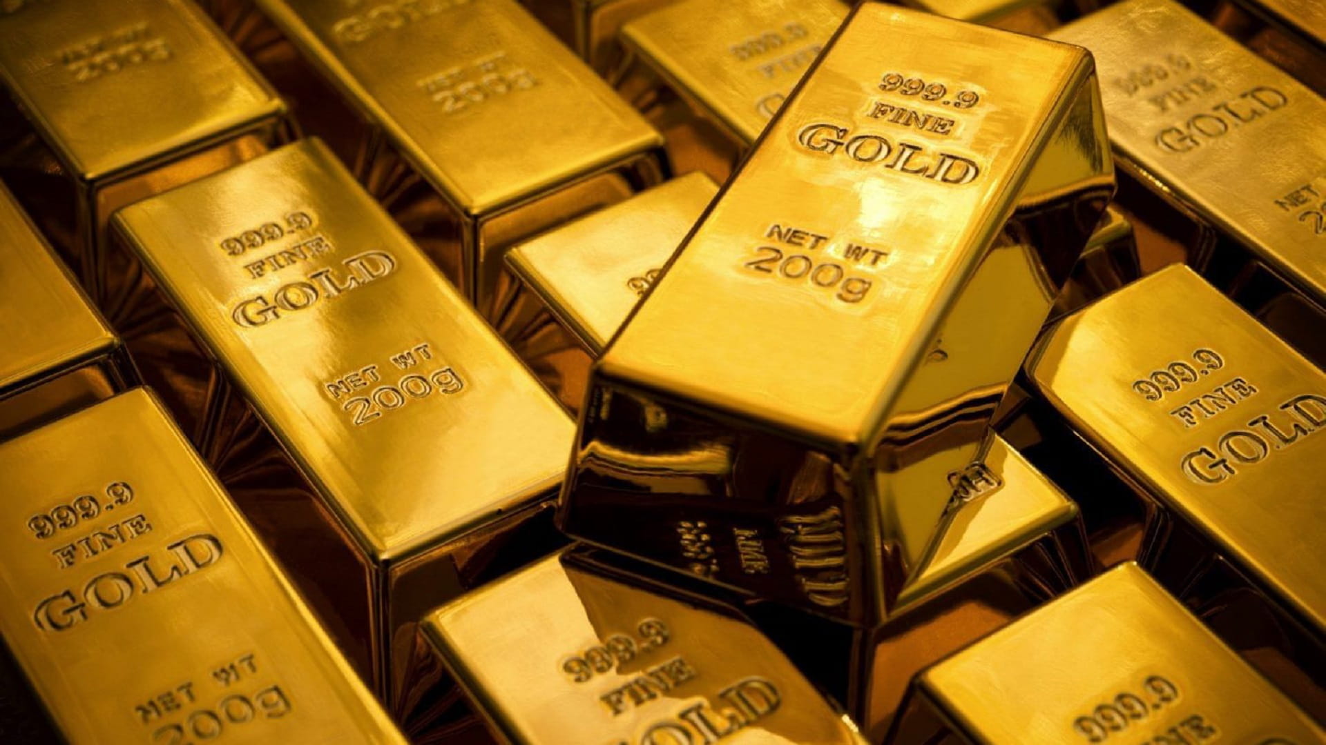 Image for the title: Gold gains US$3 in spot trading 