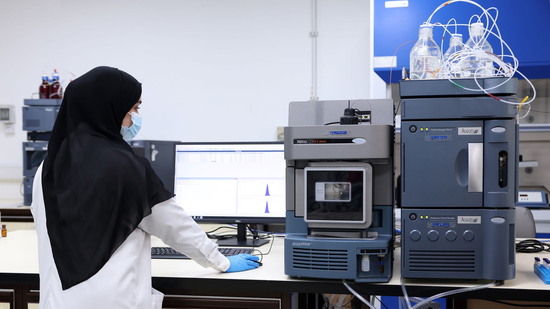 Image for the title: Sharjah Municipality: New devices for central laboratories 