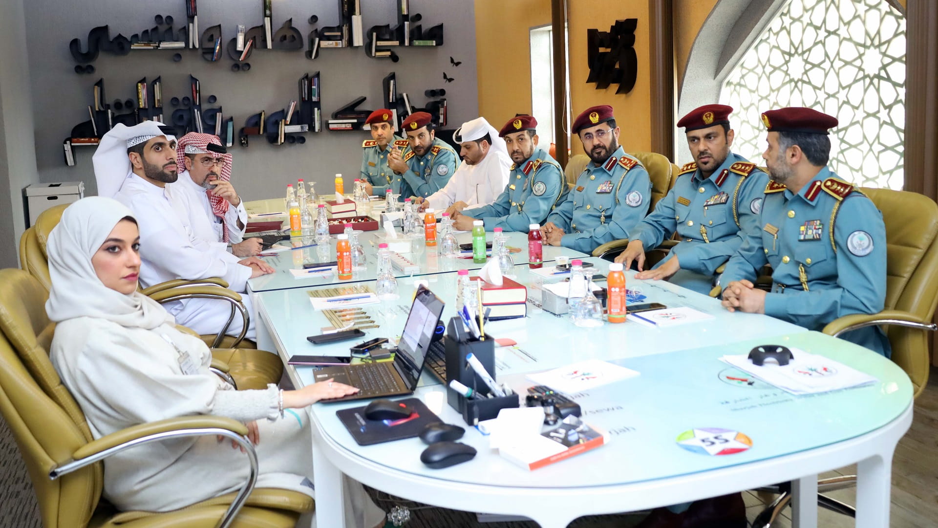 صورة بعنوان: كهرباء الشارقة والقيادة العامة للشرطة تبحثان تعزيز التعاون المشترك 