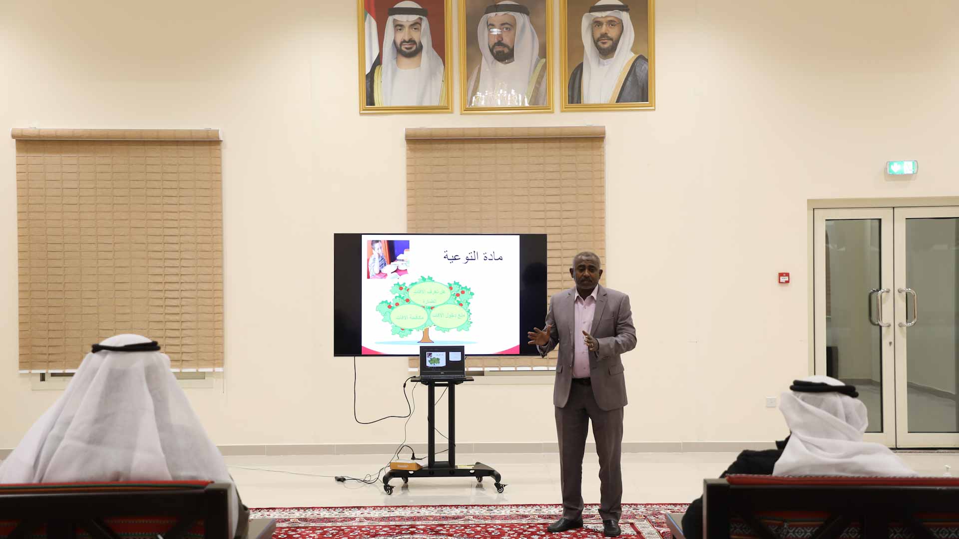 صورة بعنوان: بلدية الحمرية تنظم محاضرات للتوعية بطرق مكافحة نواقل الأمراض 