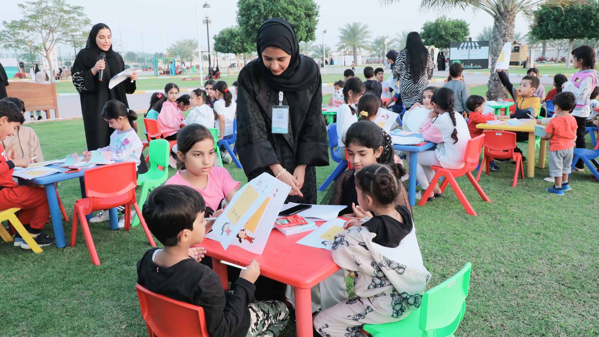 صورة بعنوان: مهرجان أسرتي لبلدية الحمرية يشهد إقبالاً كبيراً من العائلات  