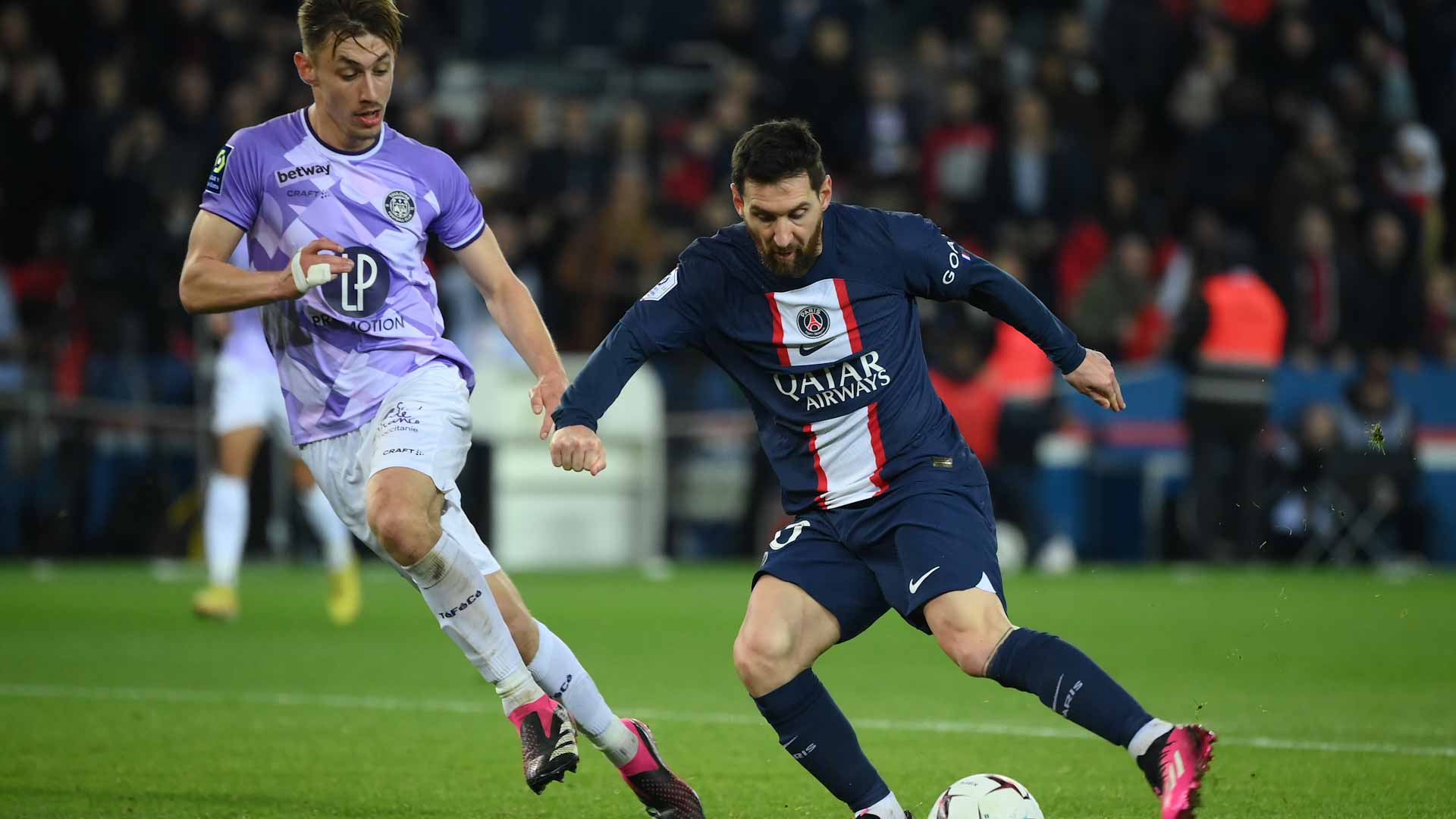 صورة بعنوان: باريس سان جرمان يعزز صدارته للدوري الفرنسي لكرة القدم 