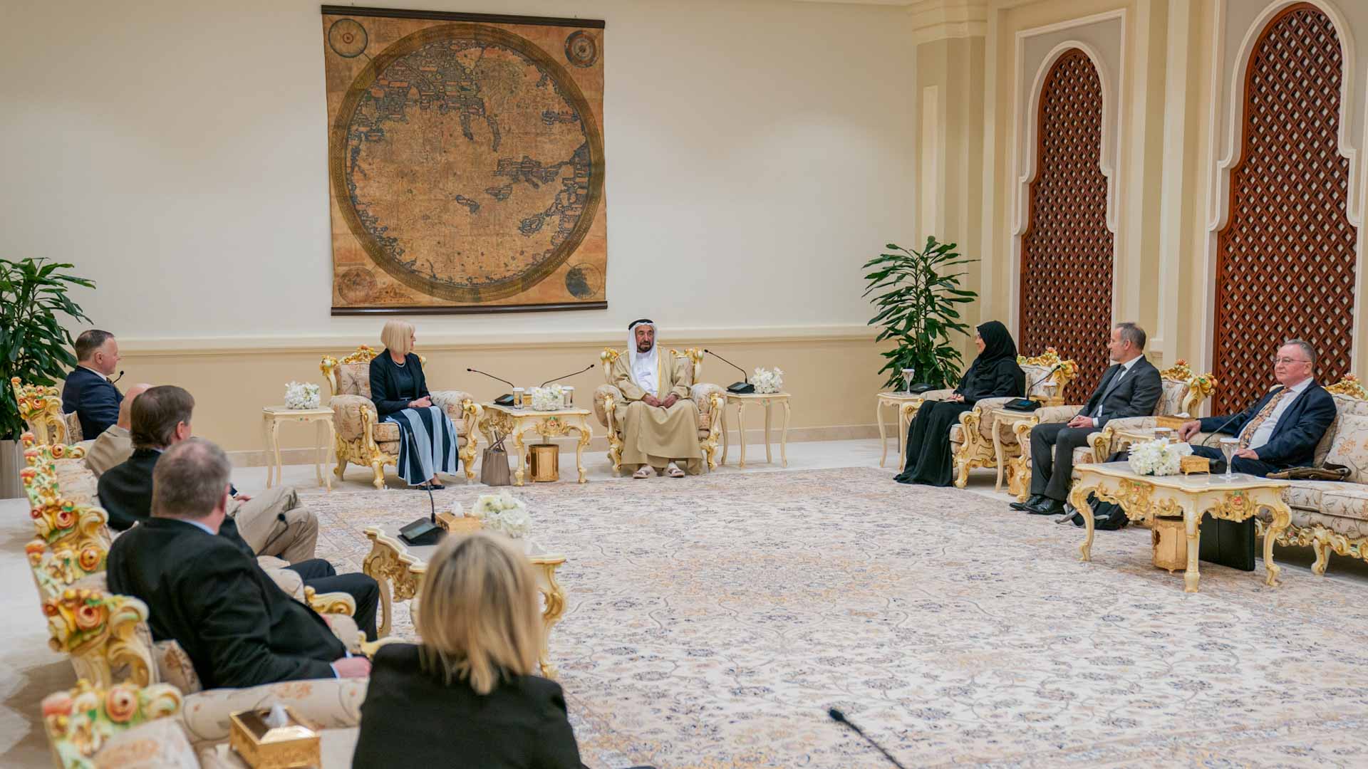 Image for the title: Sharjah Ruler receives British University of Exeter delegation 
