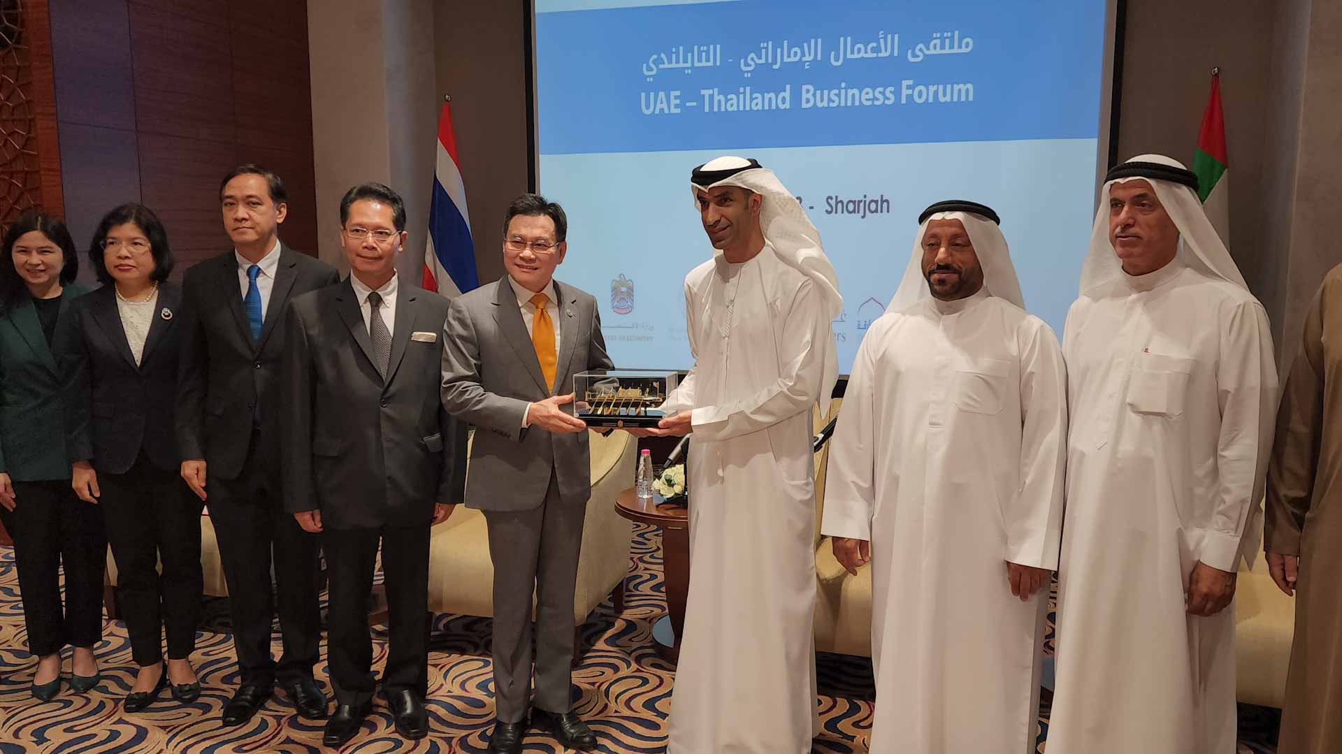 Image for the title: Al Zeyoudi: Trade exchange between UAE, Thailand reaches $20 bn. 