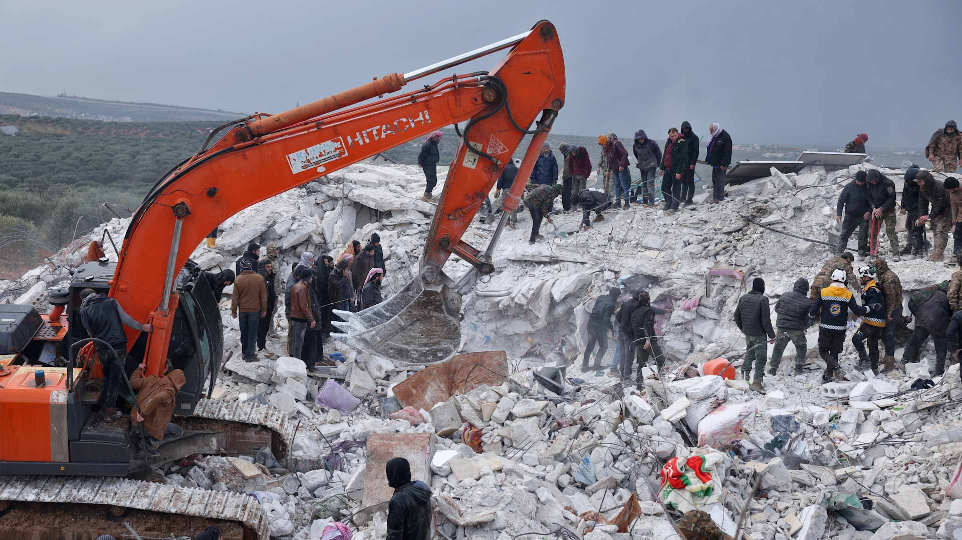 Image for the title: At least 20 escape Syria prison after quake 