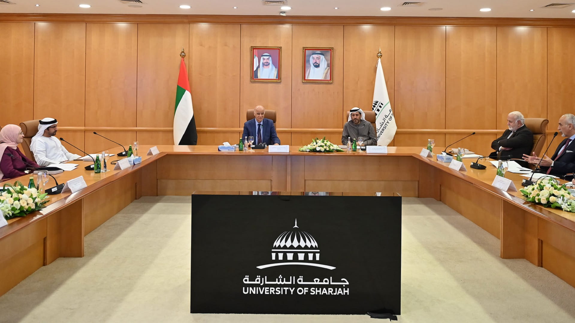 صورة بعنوان: مجلس استشاري طب أسنان جامعة الشارقة يبحث آليات عمله 