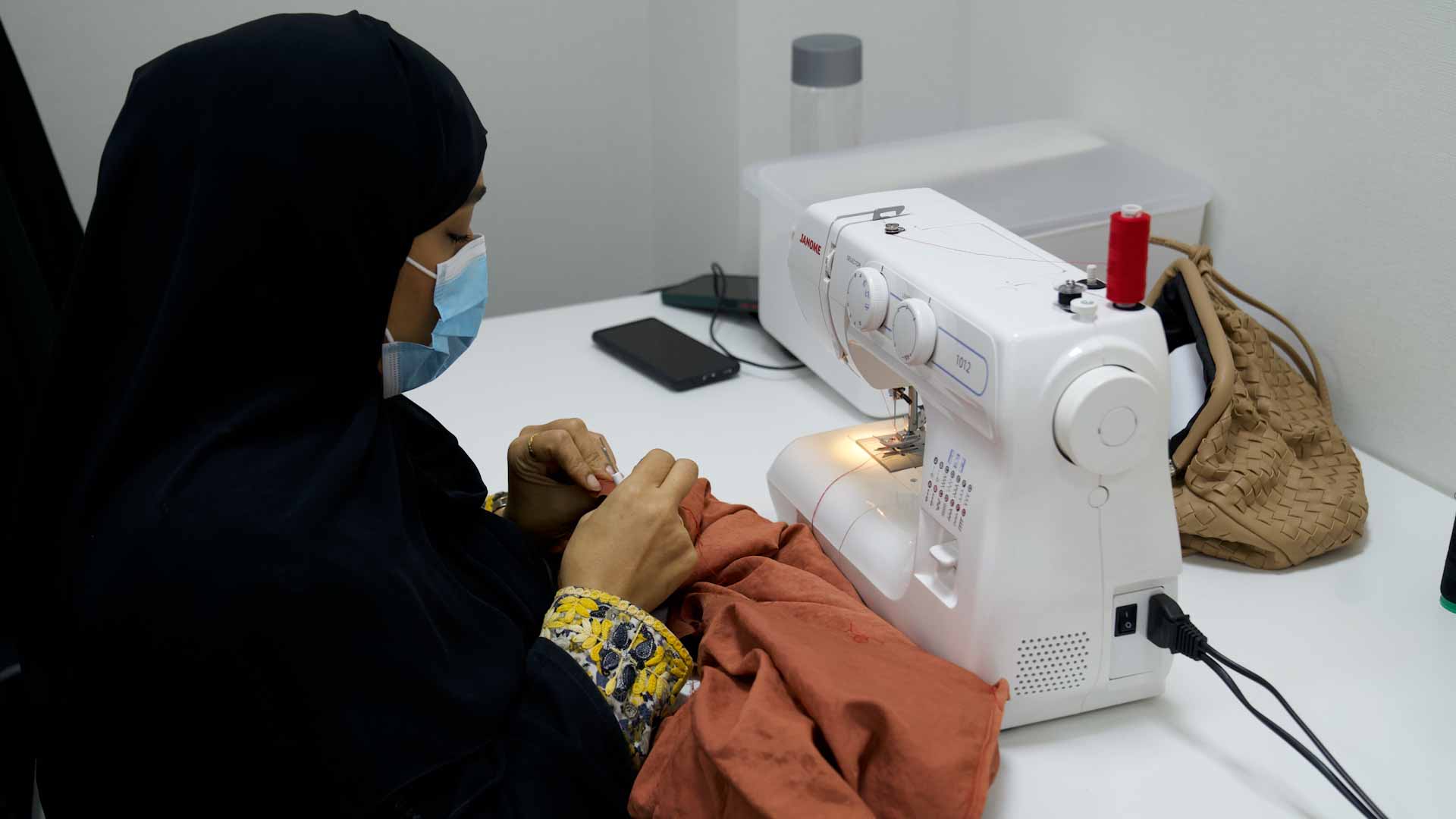 صورة بعنوان: "اجتماعية الشارقة" تنظم 105 ورشة تدريبية لأعضاء "إنتاج"  