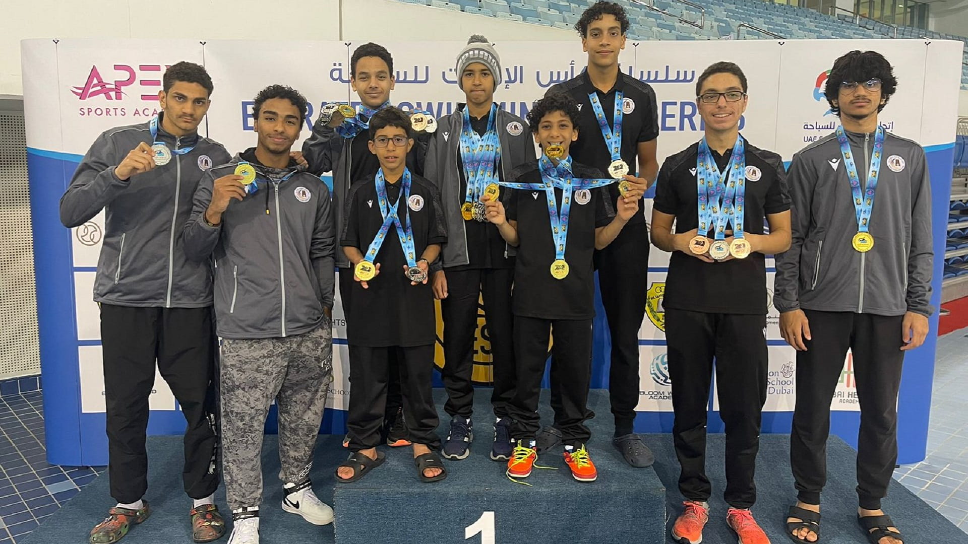 صورة بعنوان: سباحو نادي مليحة يحصدون 22 ميدالية بختام كأس رئيس الدولة للسباحة 