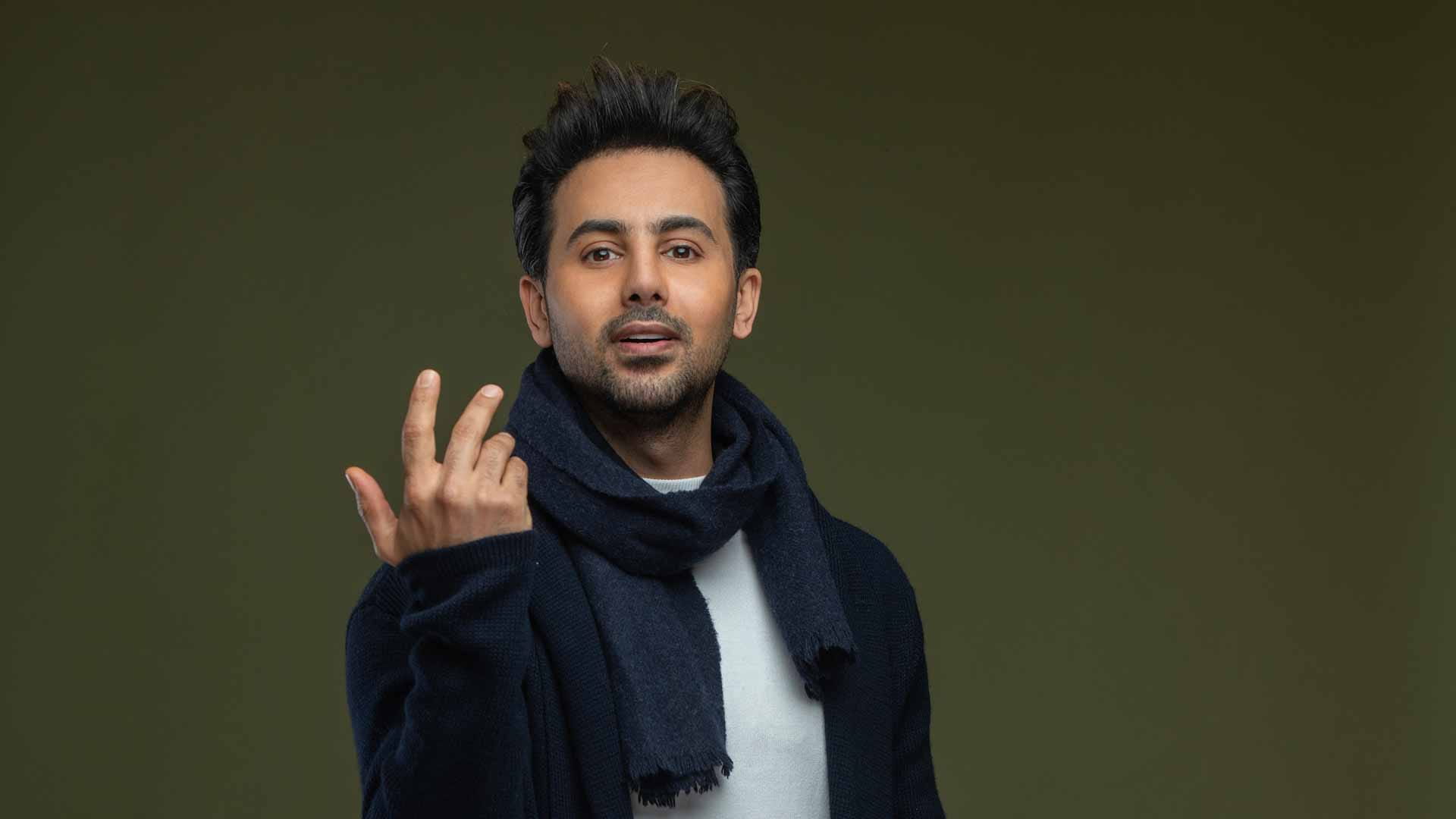 صورة بعنوان: فؤاد عبد الواحد يطلق أحدث أغانيه "العيون السود" من ألحان "الشامي"  