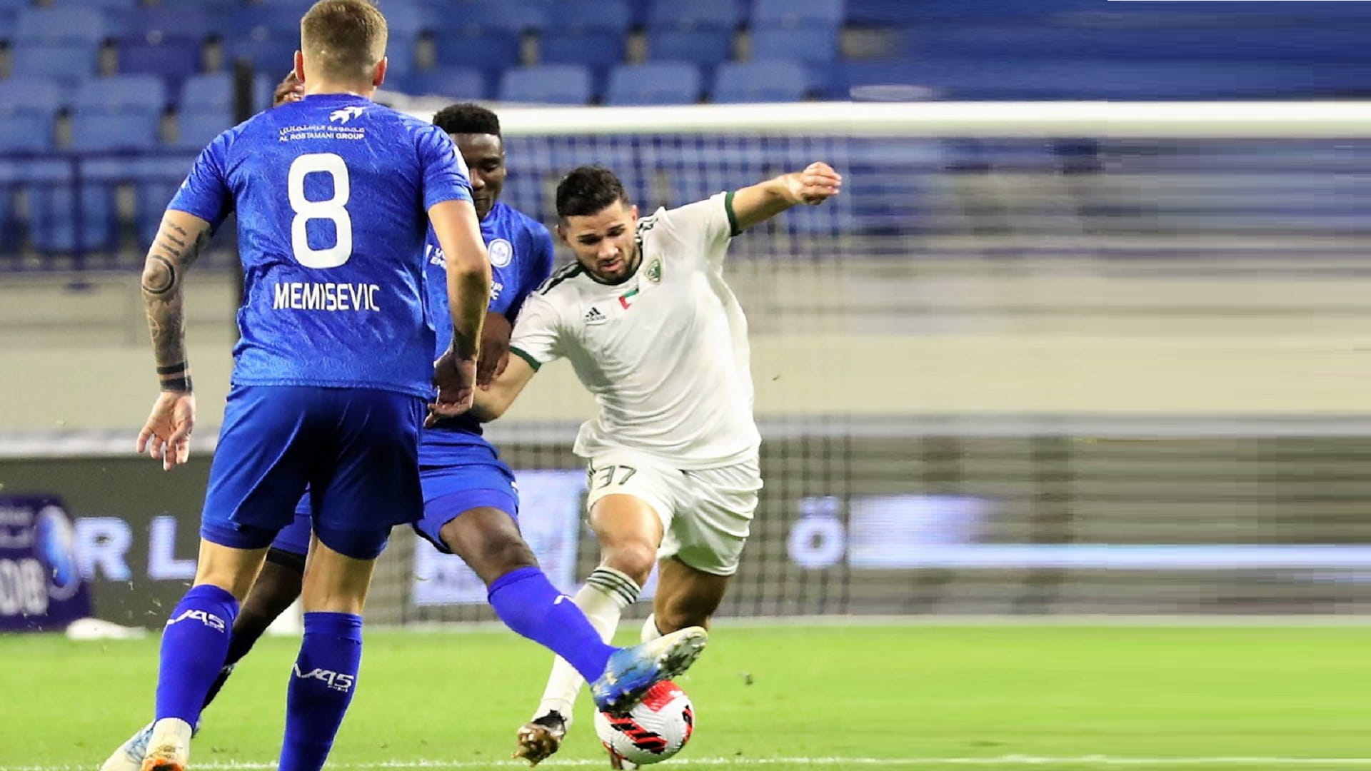 صورة بعنوان: دوري أدنوك للمحترفين.. العميد يعود للانتصارات على حساب خورفكان 