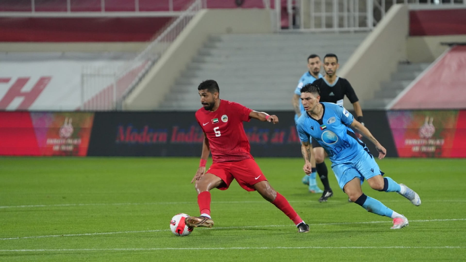 صورة بعنوان: دوري أدنوك للمحترفين.. تعادل إيجابي بين البطائح وبني ياس 