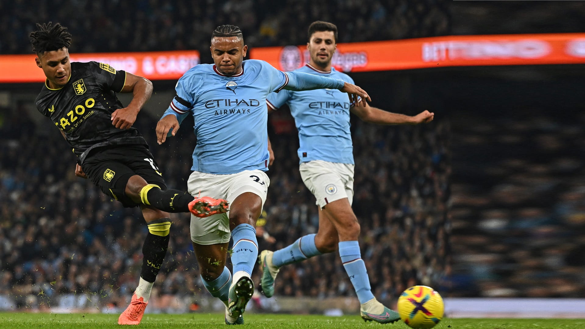 صورة بعنوان: مانشستر سيتي يصعد للمركز الثاني في الدوري الإنجليزي 