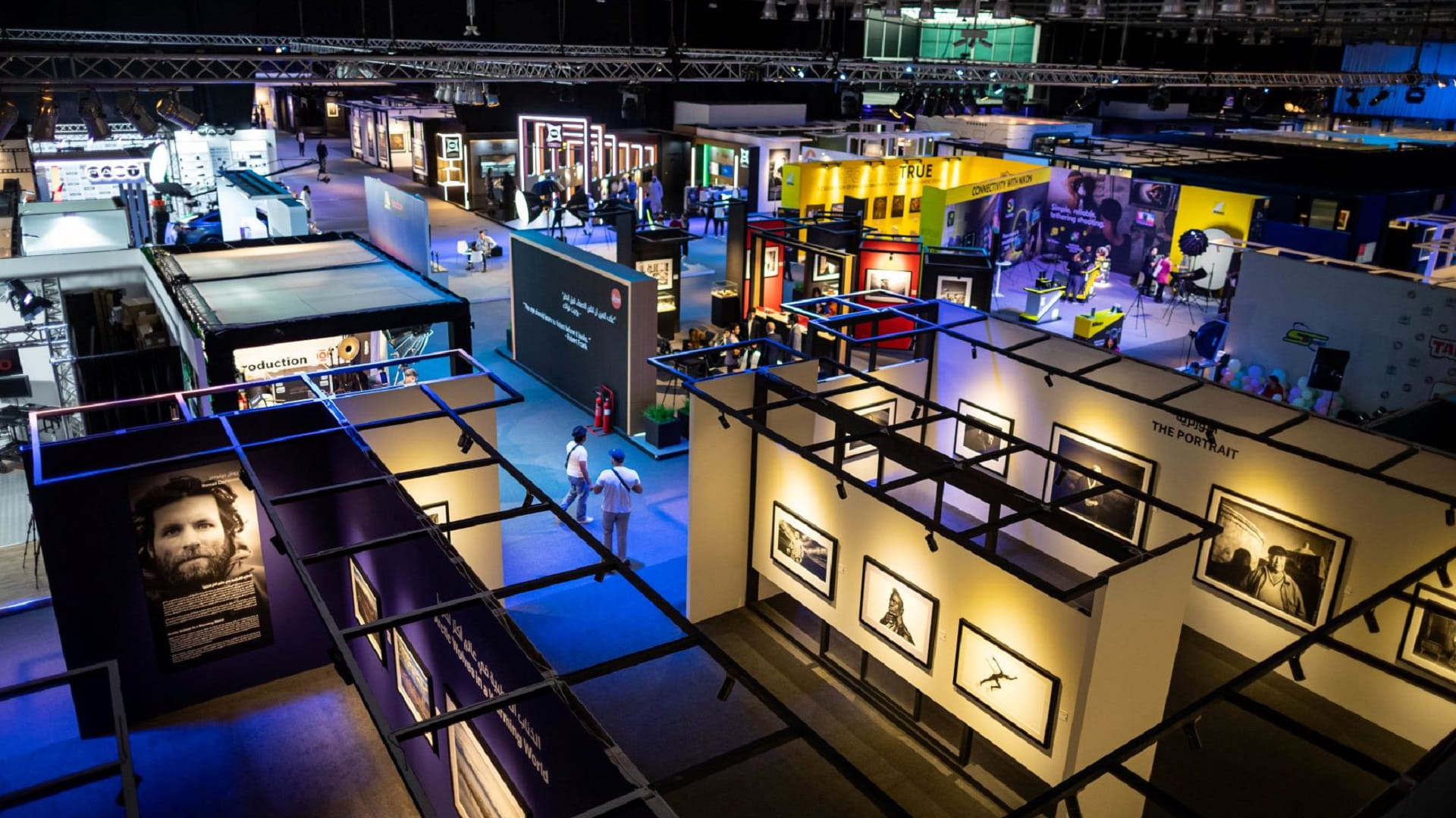 صورة بعنوان: بمقابلات شخصية.."اكسبوجر" يستقطب زواره بأبدع الصور وأكثرها تأثيراً 