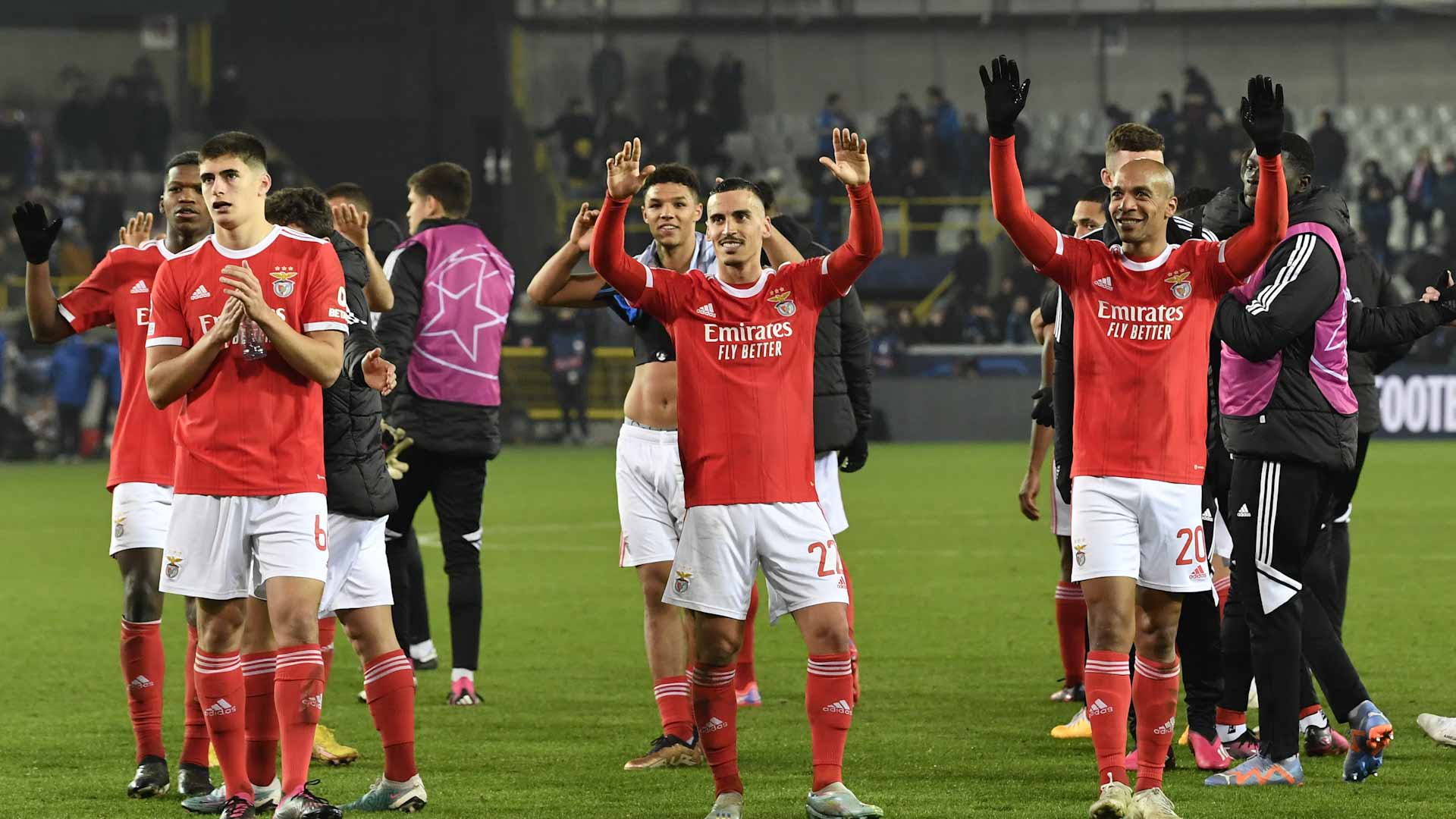 صورة بعنوان: بنفيكا يقترب من ربع نهائي دوري أبطال أوروبا 