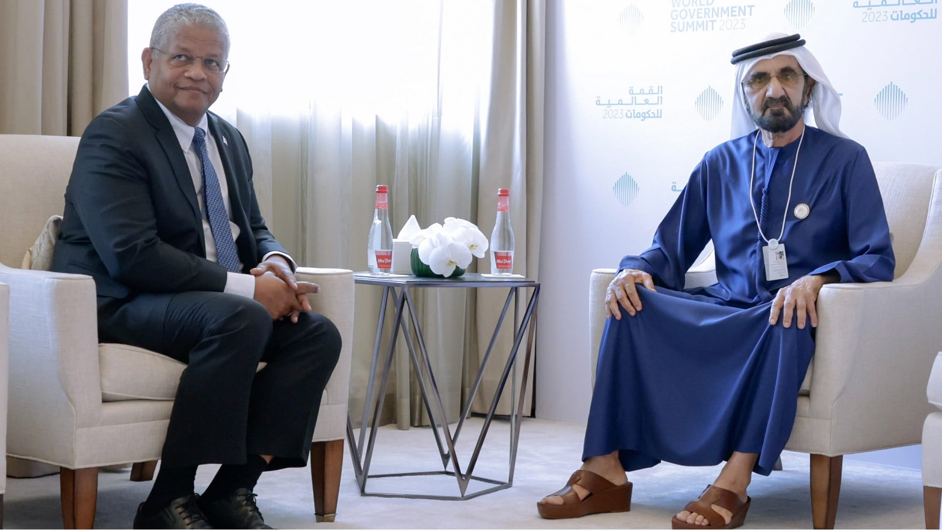 Image for the title: Mohammed bin Rashid meets with President of Seychelles 