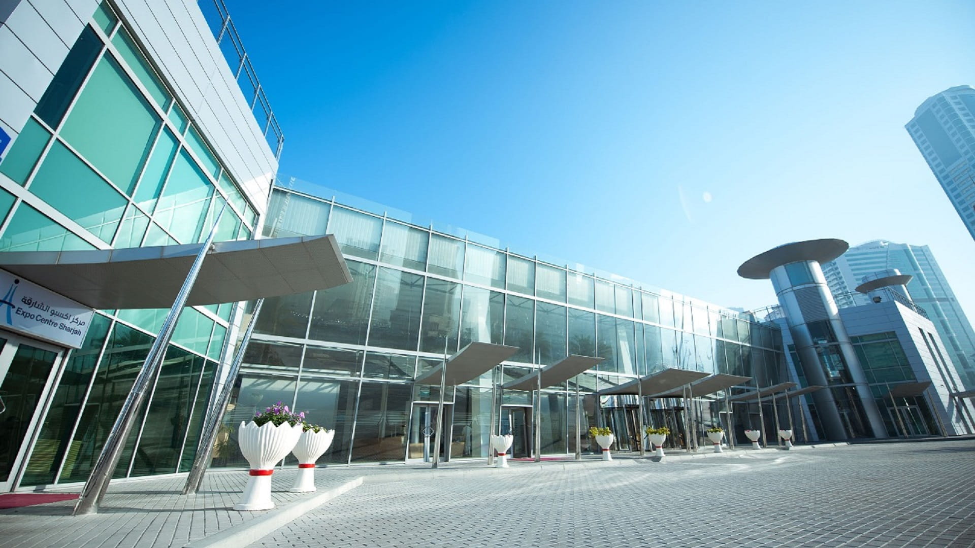 Image for the title: ECS, Etisalat to enhance cooperation in exhibitions 