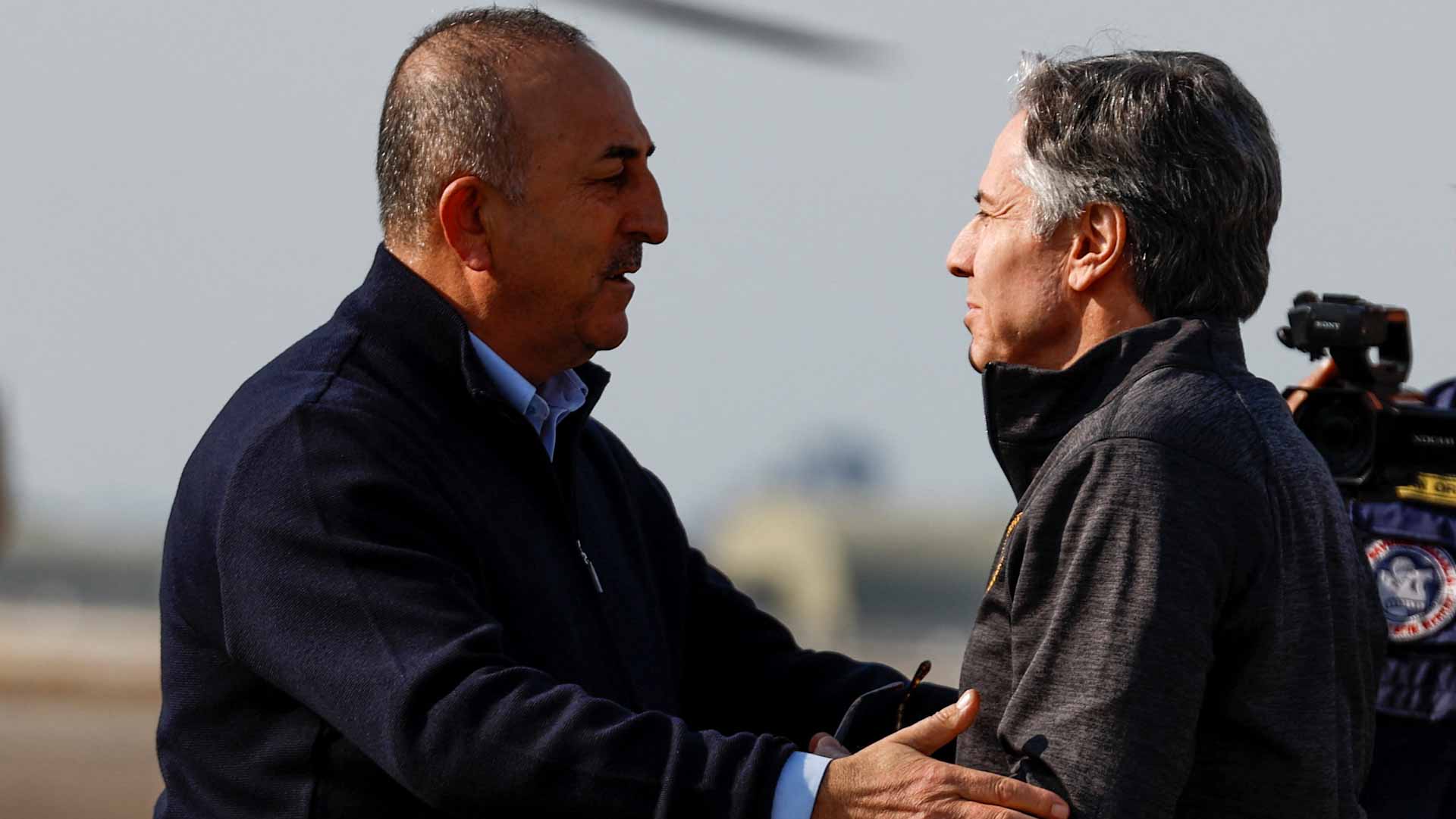 صورة بعنوان: بكل جهد...أميركا مصممة على إغاثة منكوبي الزلازل في تركيا وسوريا 