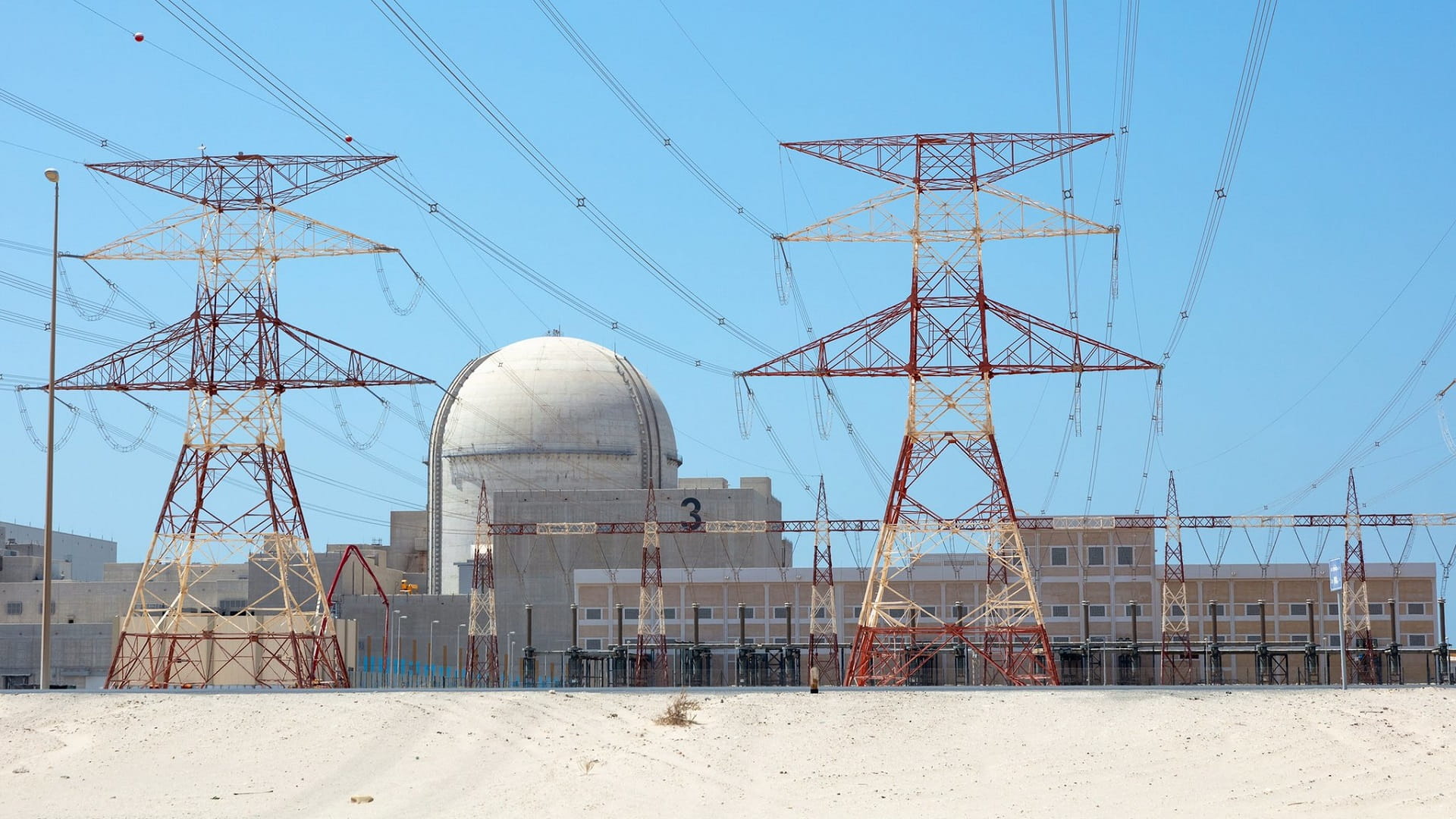 Image for the title: Unit 3 of Abu Dhabi’s ‘Barakah’ commences commercial operations 